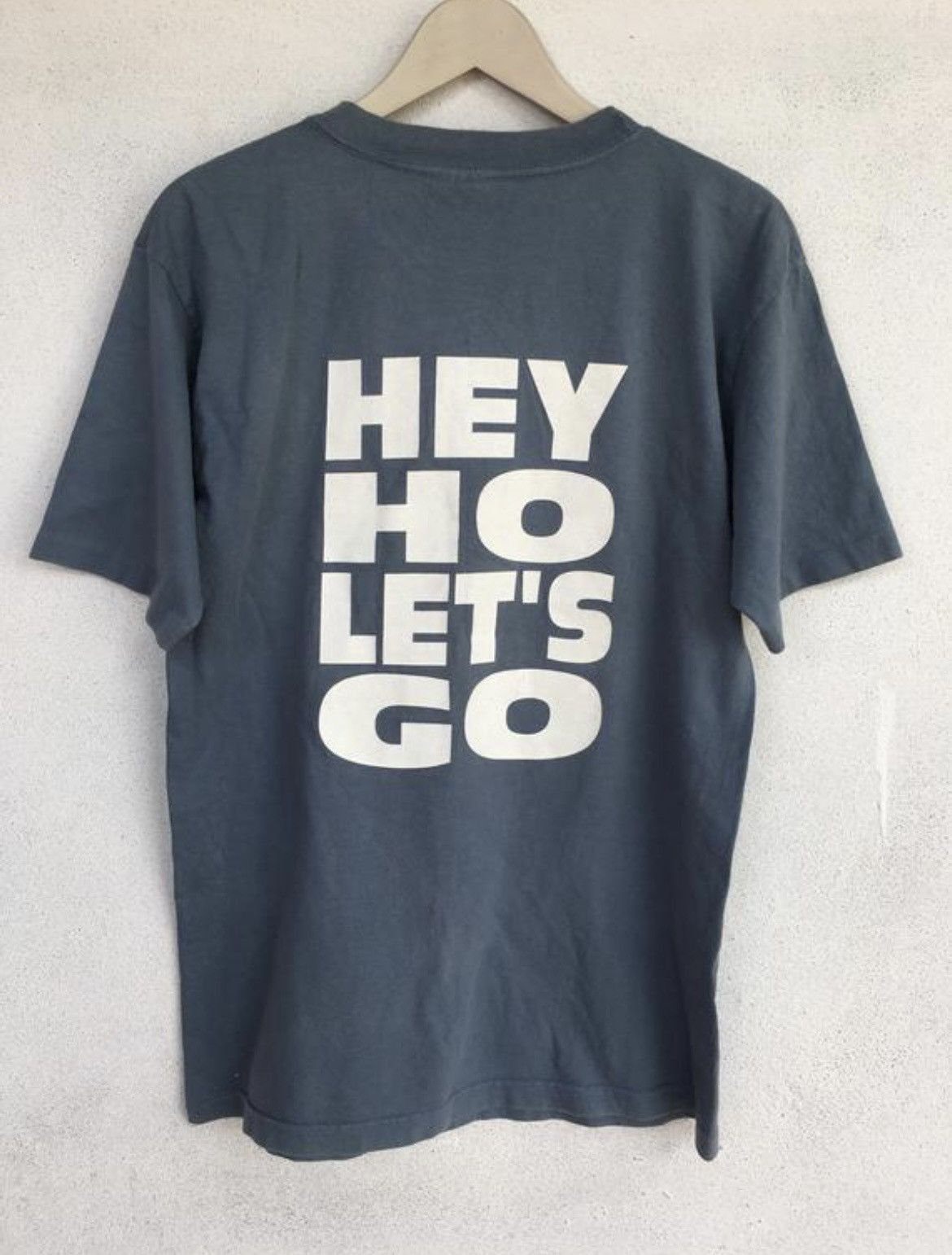 Band Tees × Vintage Vintage 90s Ramones Rock N' Roll High School punk band tee Size US M / EU 48-50 / 2 - 2 Thumbnail