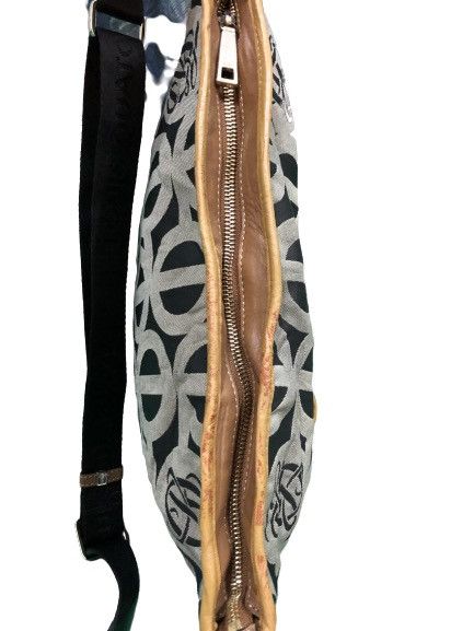 Japanese Brand Louis Quatorze Sling/ Crossbody Bag Size ONE SIZE - 4 Thumbnail