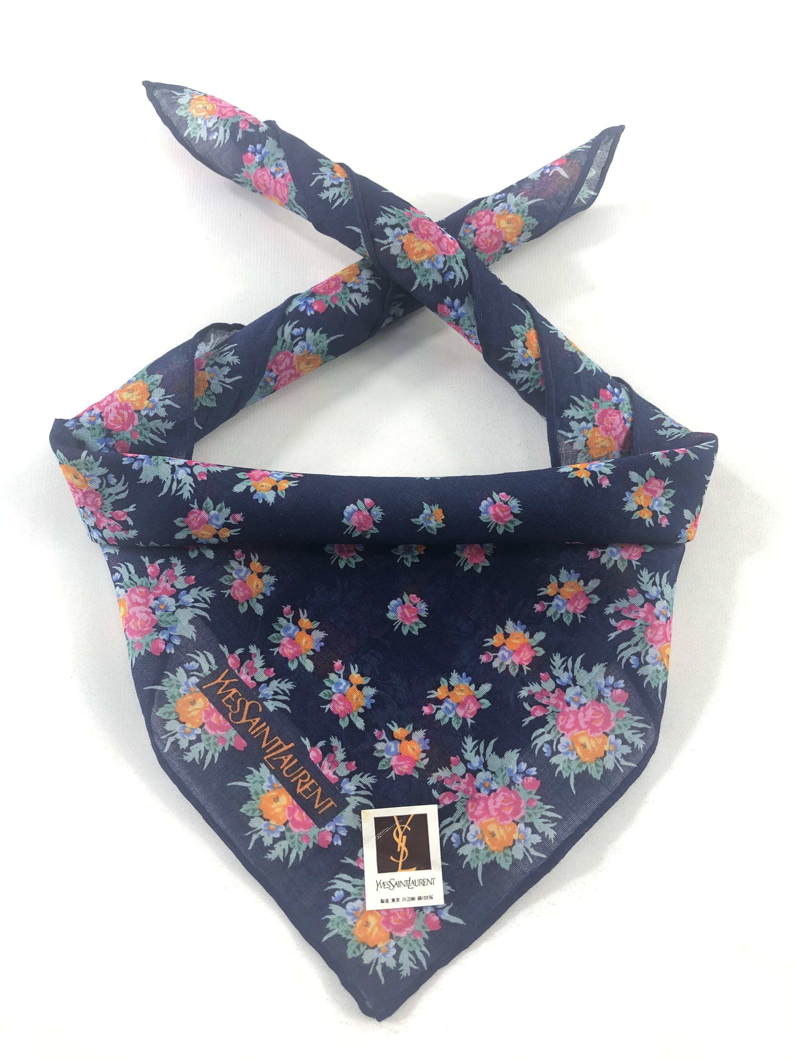 Yves Saint Laurent Yves Saint Laurent Handkerchief / Bandana / Neckerchief Size ONE SIZE - 1 Thumbnail