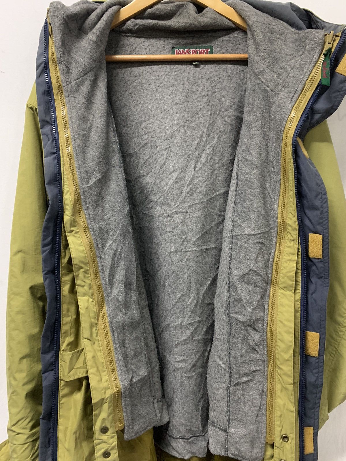 Jansport Vintage Jansport Nylon Outdoor Jacket Size US L / EU 52-54 / 3 - 6 Thumbnail
