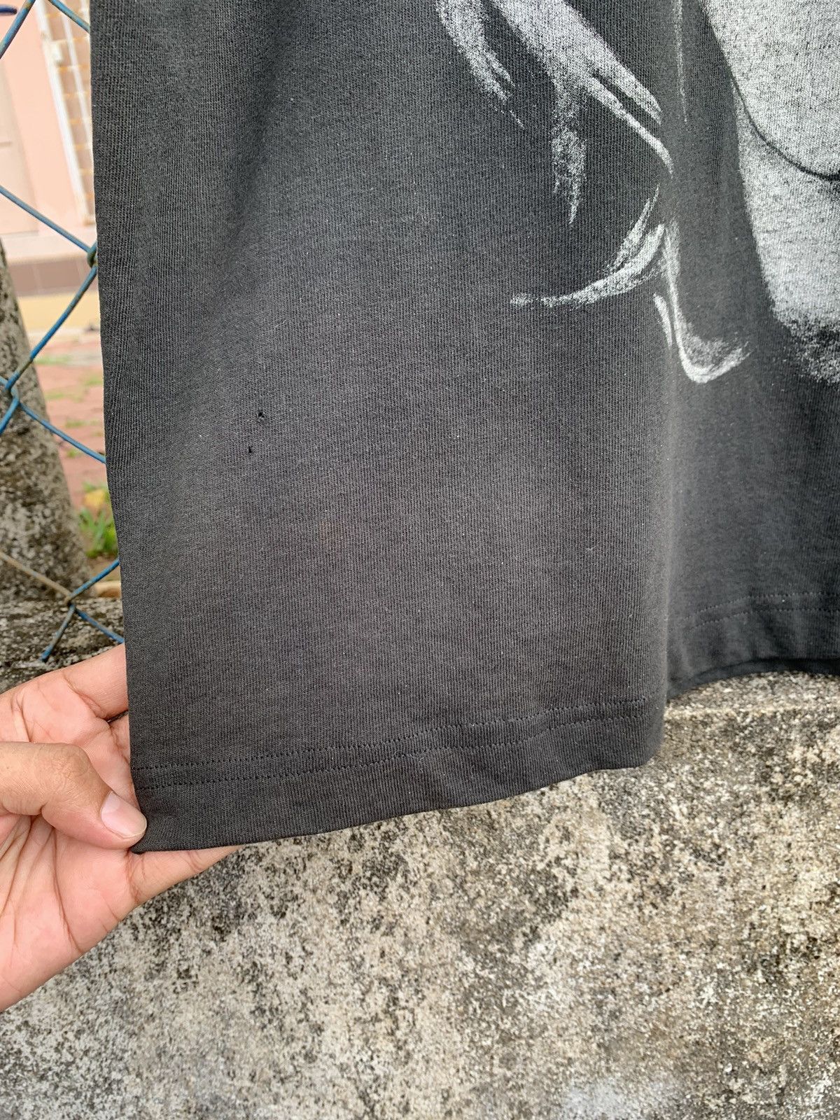 Band Tees Vintage 90s Distressed ‘John Lennon’ Bradford Size US XL / EU 56 / 4 - 11 Thumbnail