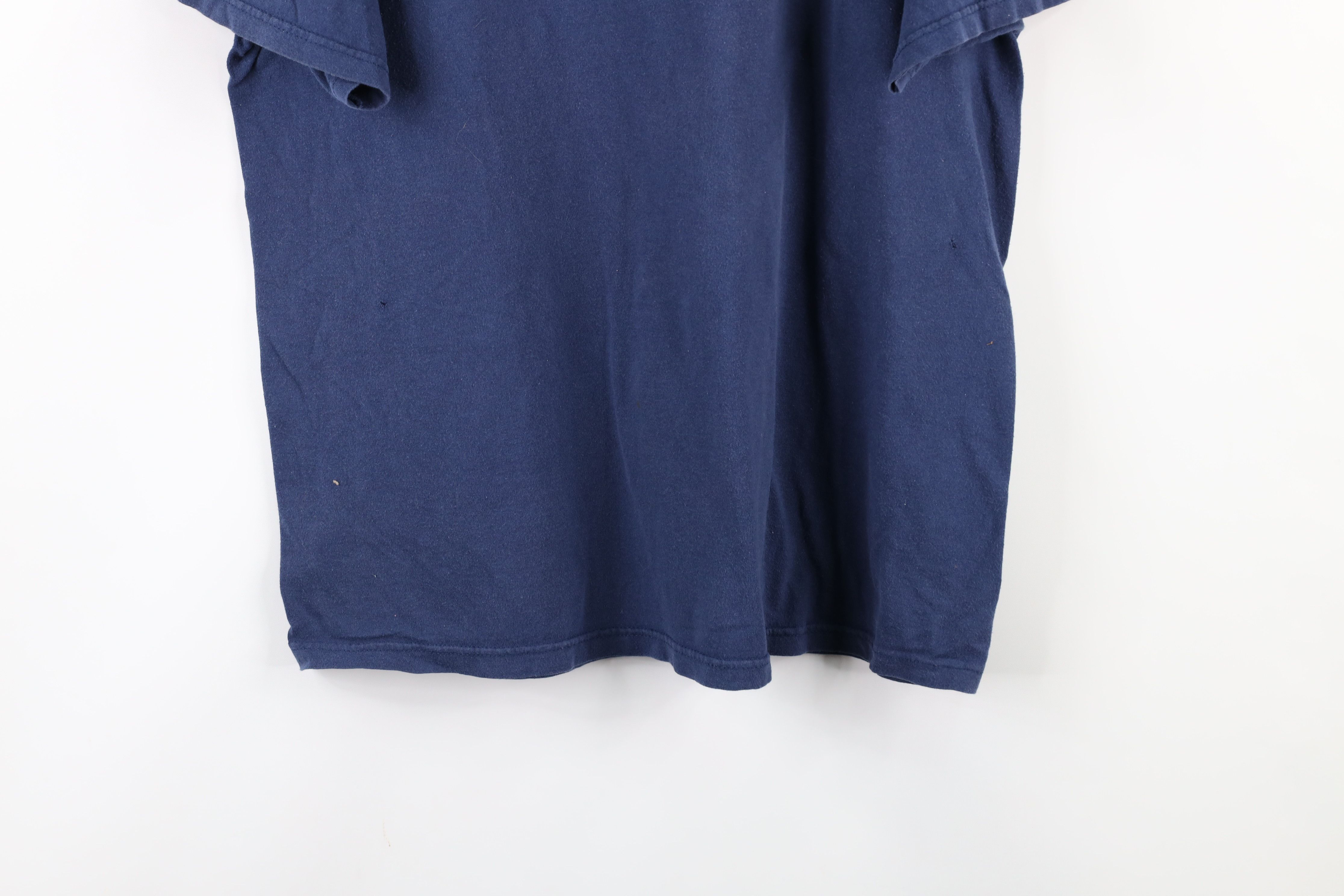 Vintage Vintage 90s Streetwear London England Spell Out T-Shirt Blue Size US XL / EU 56 / 4 - 3 Thumbnail