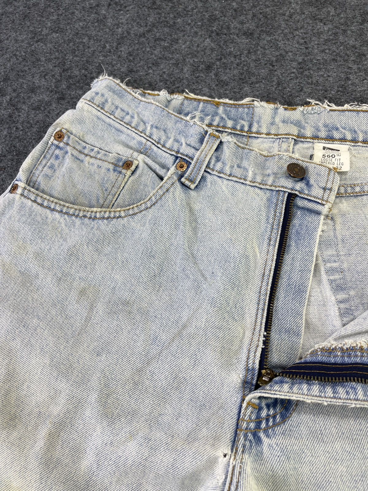 Levi's × Vintage 90's Vintage Levis 560 Jeans - J771 Size US 33 - 6 Thumbnail