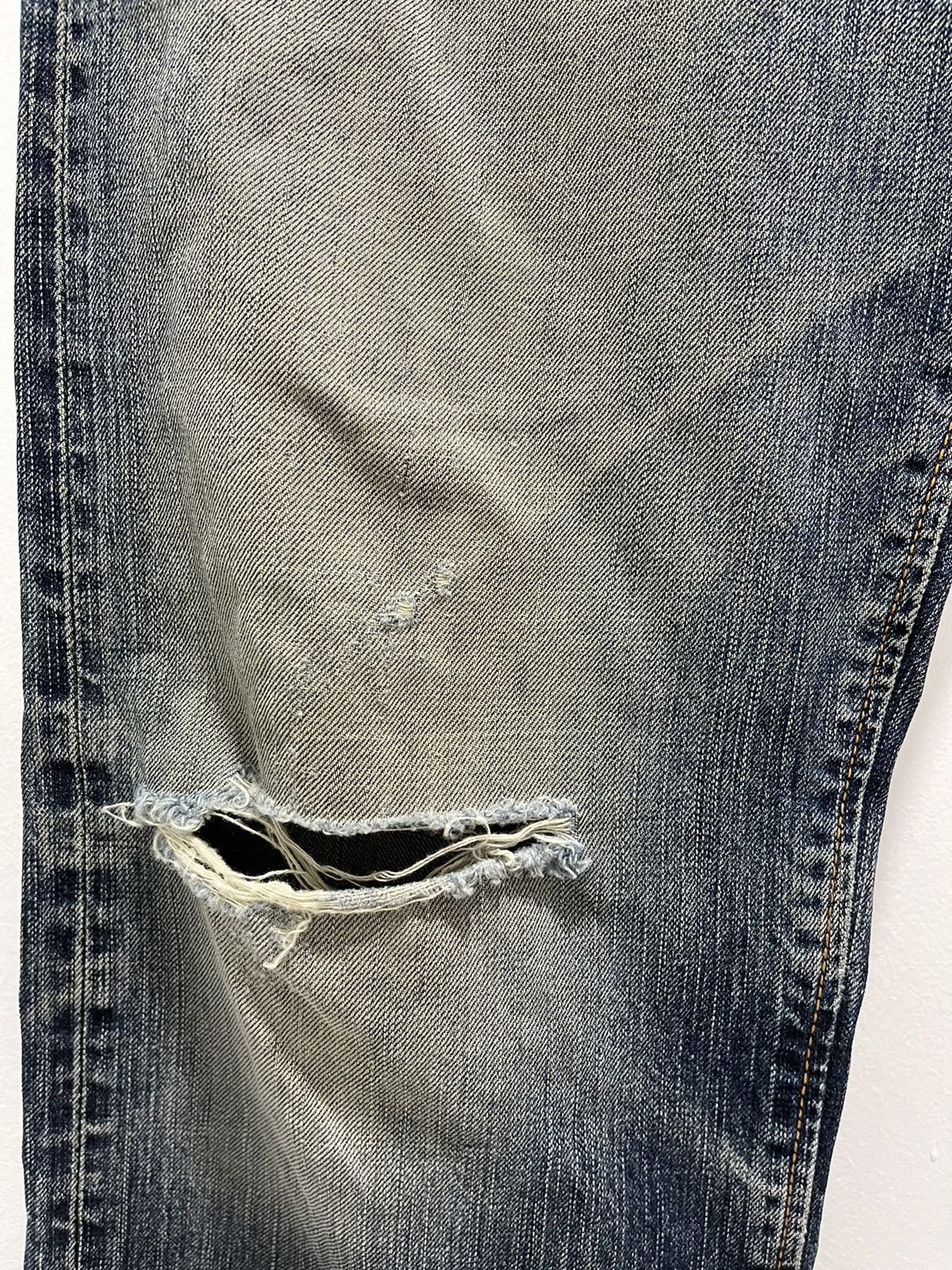 Edwin VINTAGE EDWIN 505 SELVEDGE RIPPED DISTRESSED DENIM JEANS Size US 31 - 8 Thumbnail