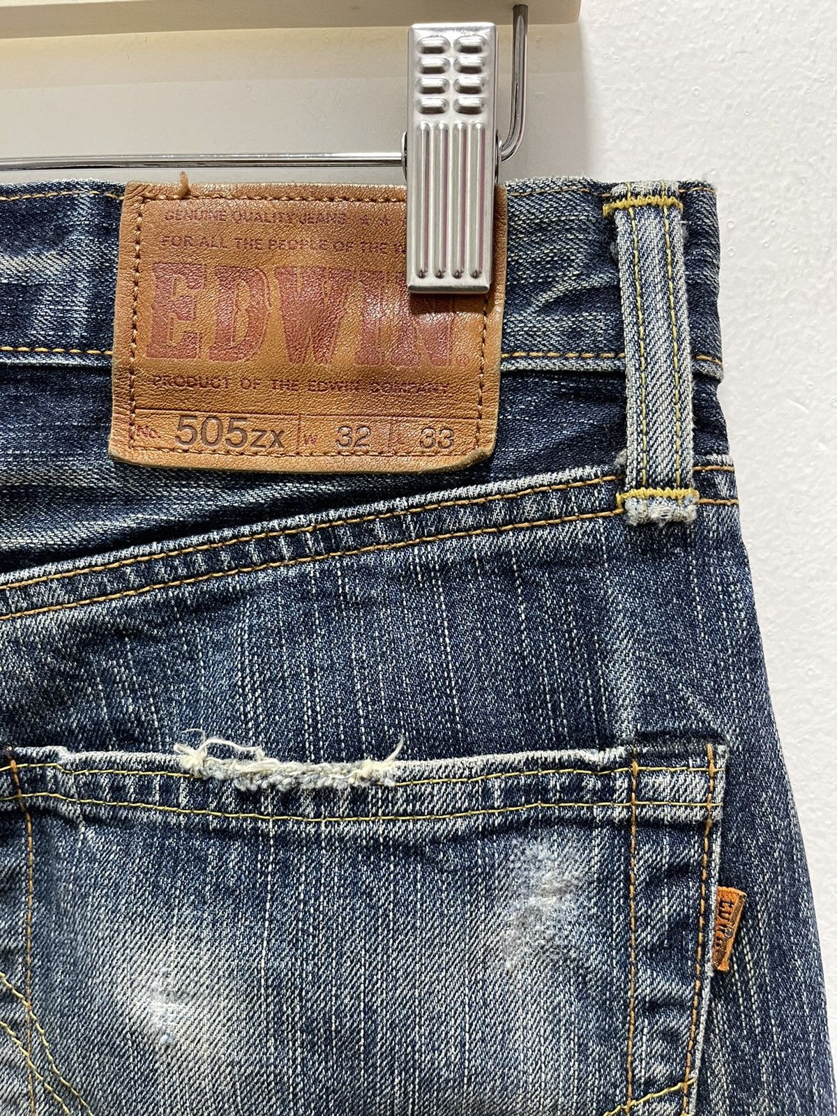 Edwin VINTAGE EDWIN 505 SELVEDGE RIPPED DISTRESSED DENIM JEANS Size US 31 - 18 Thumbnail