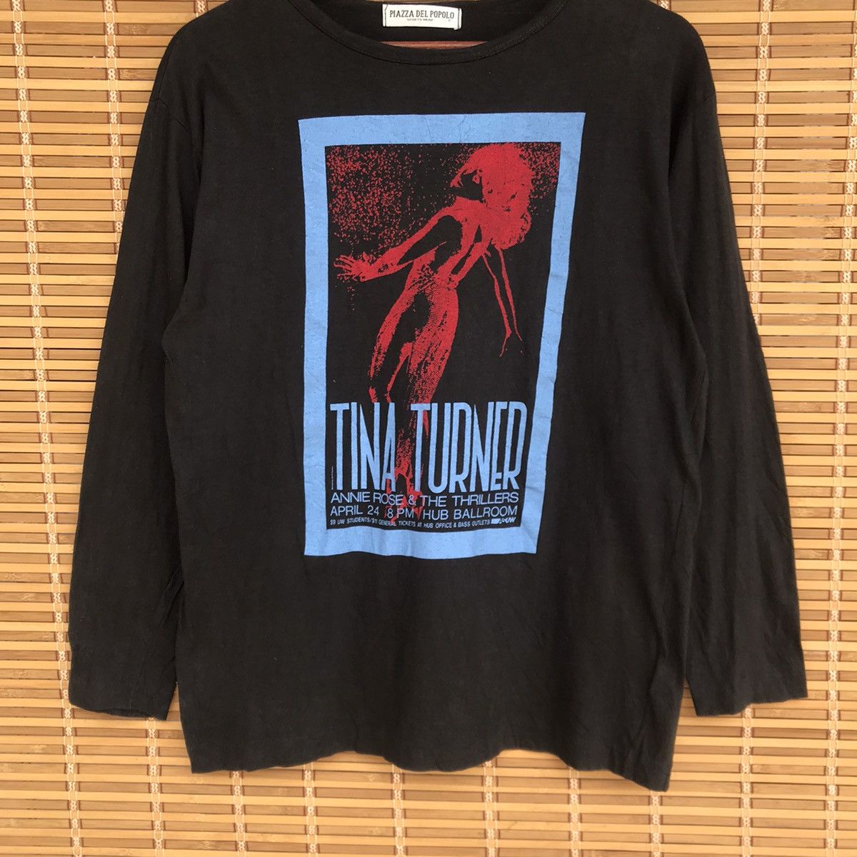 Band Tees Vintage 80s Tina Tuner and Annie rose&The thrillers shirt Size US M / EU 48-50 / 2 - 3 Thumbnail