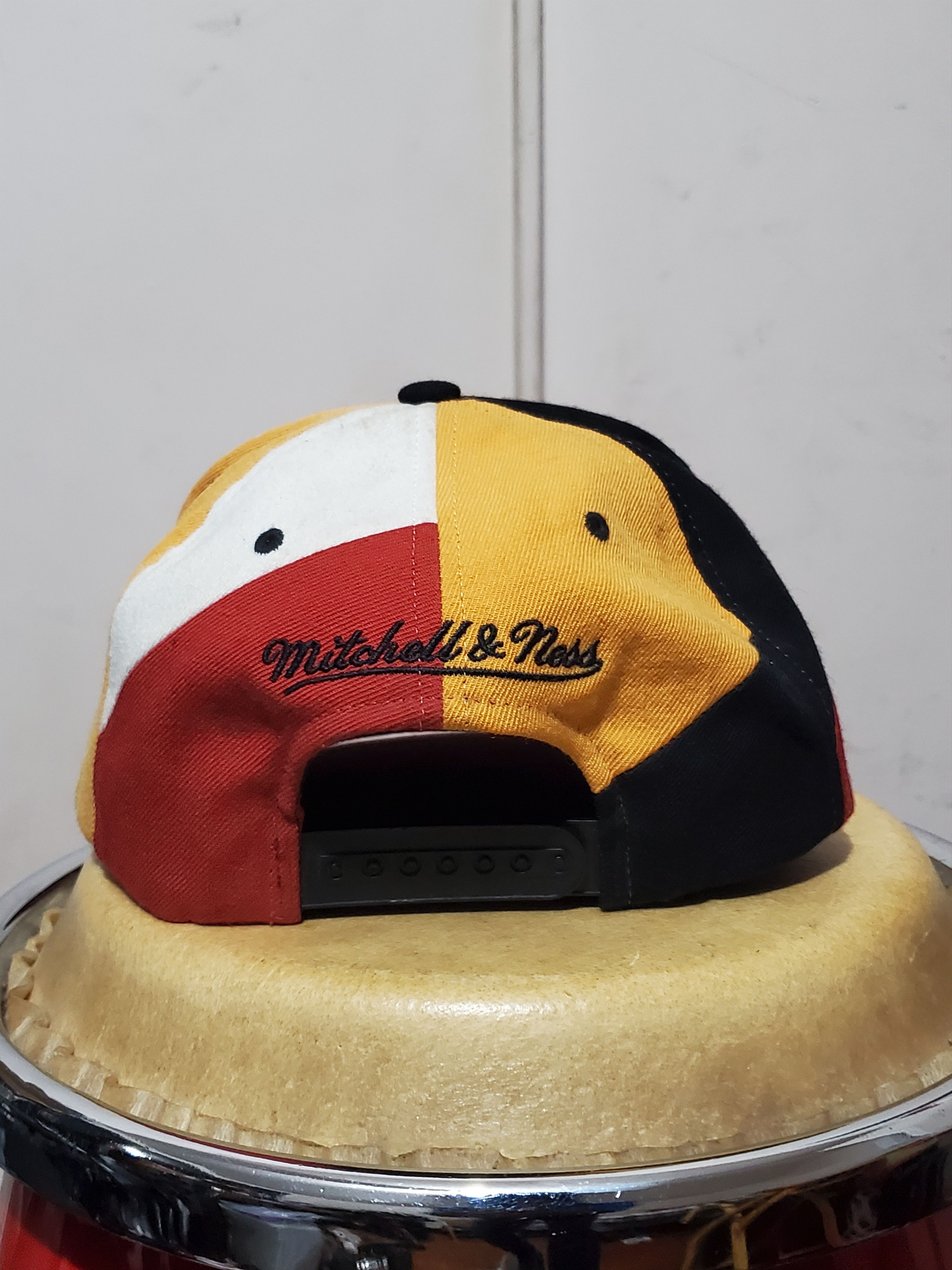 Mitchell & Ness Miami Heat Snapback Tri-color Size ONE SIZE - 4 Thumbnail