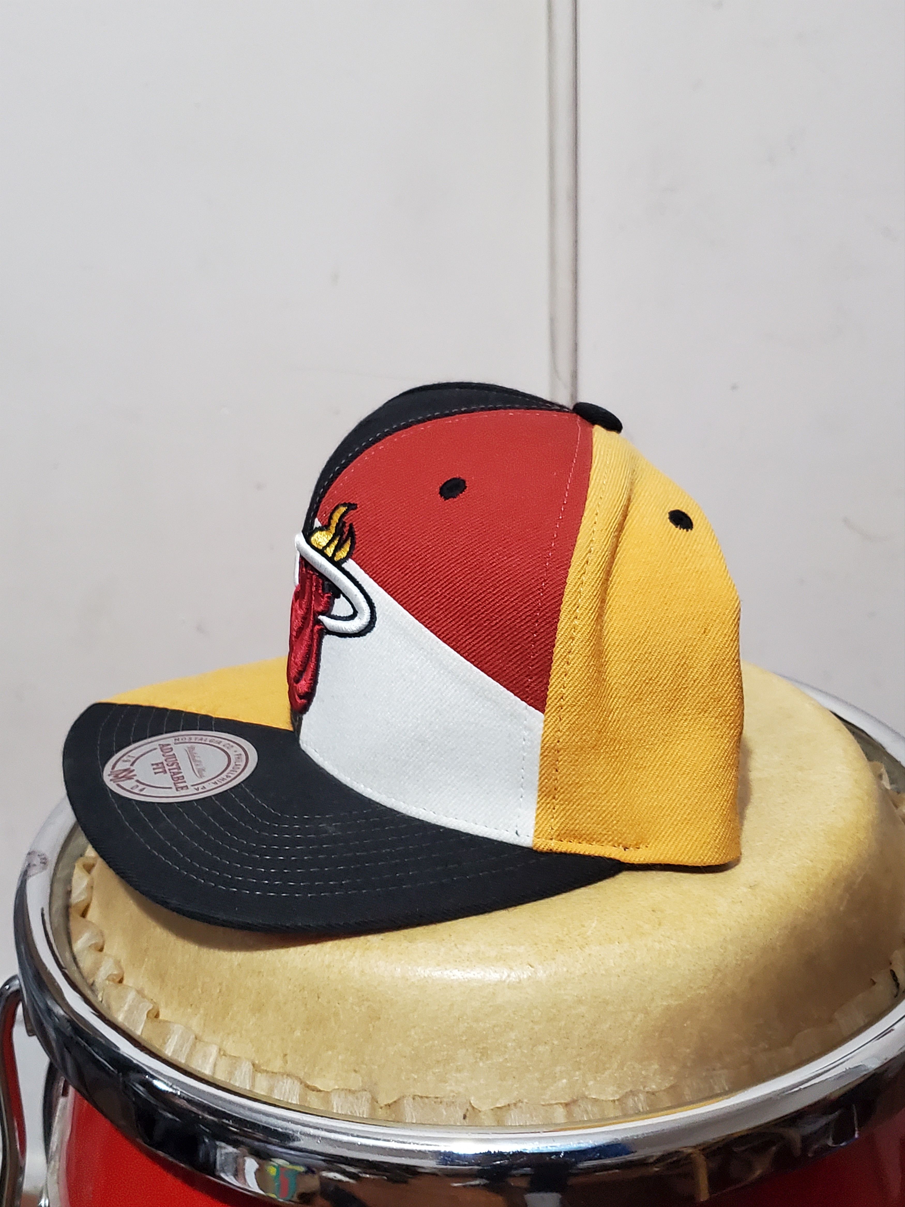 Mitchell & Ness Miami Heat Snapback Tri-color Size ONE SIZE - 2 Thumbnail