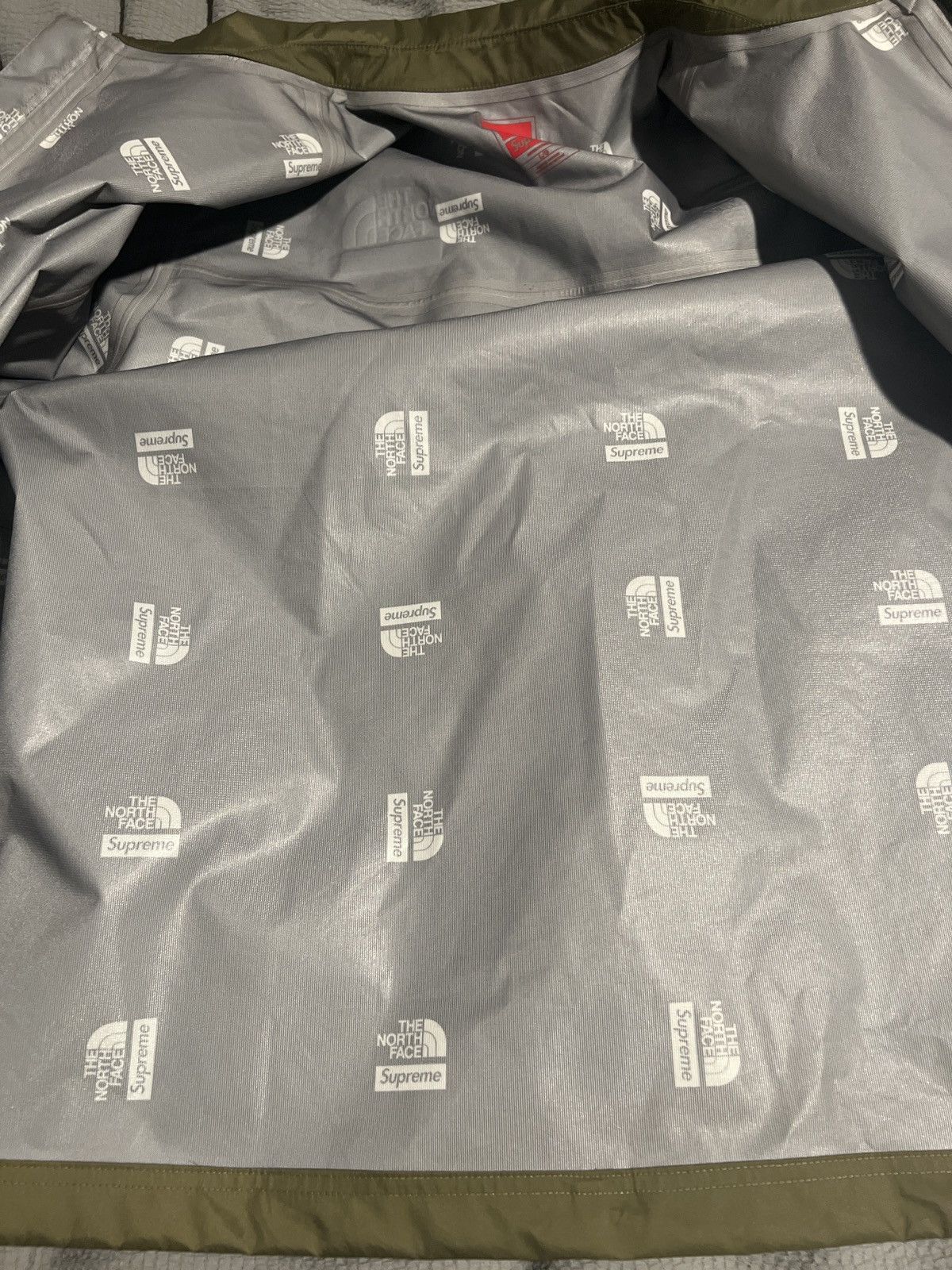 Supreme × The North Face Supreme The North Face Summit Series Coaches Jacket Size US L / EU 52-54 / 3 - 4 Thumbnail