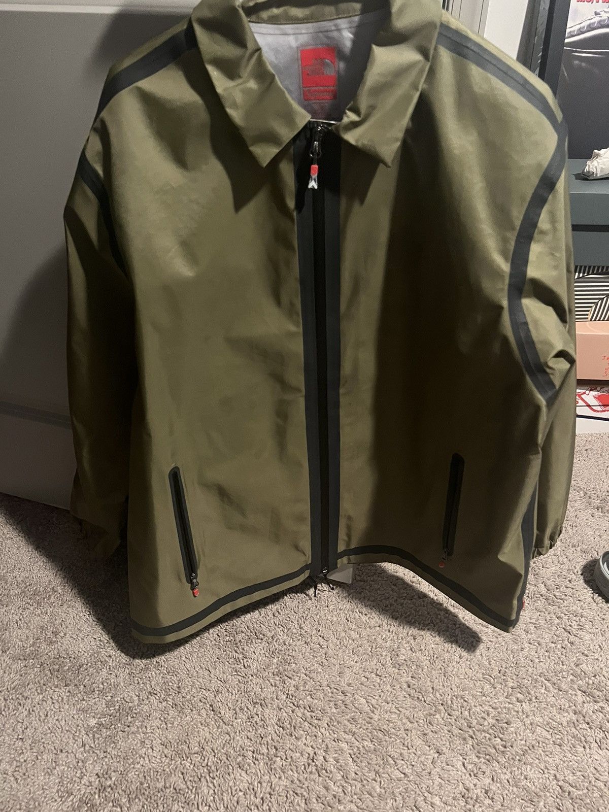 Supreme × The North Face Supreme The North Face Summit Series Coaches Jacket Size US L / EU 52-54 / 3 - 1 Thumbnail