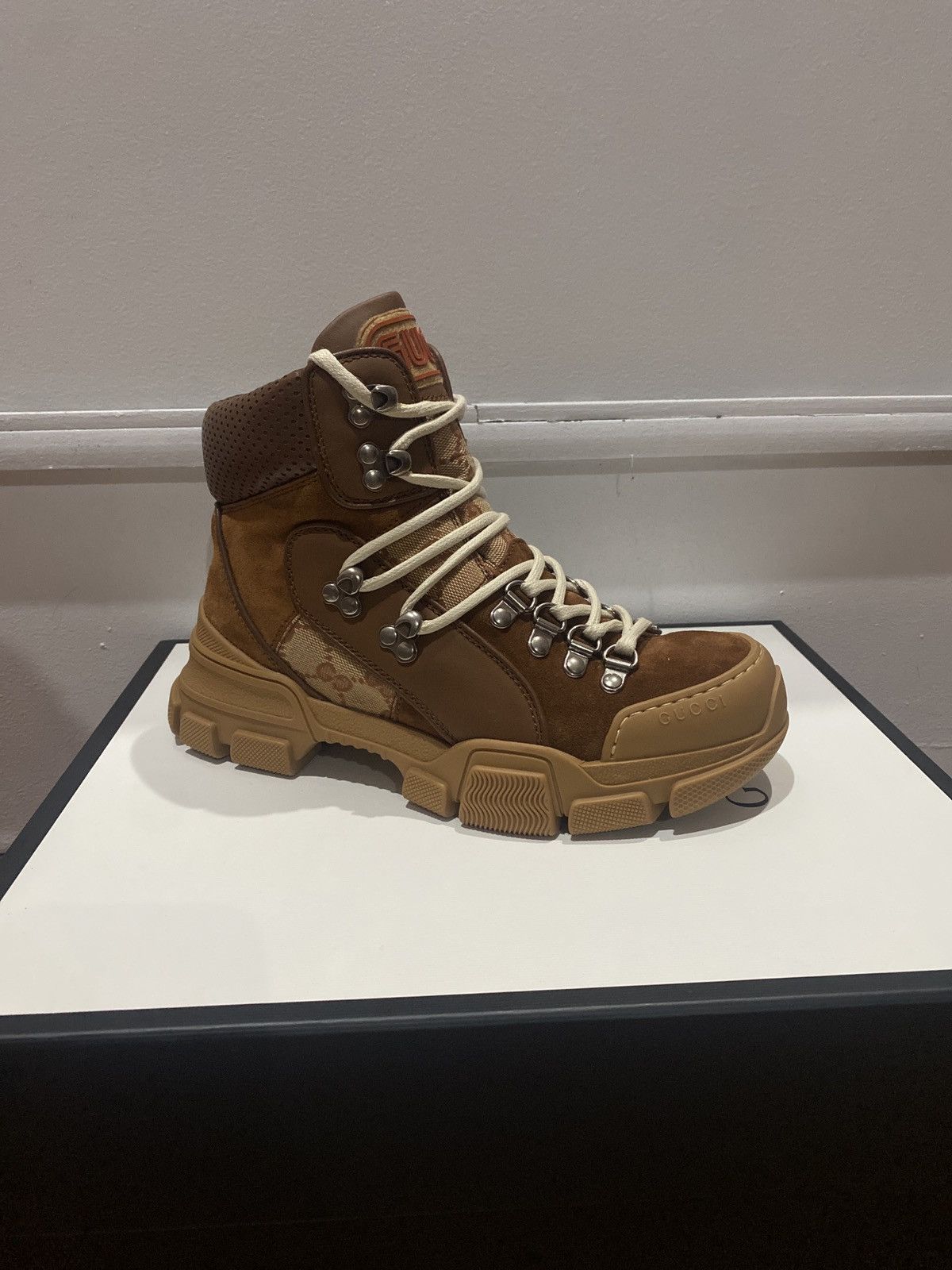 Gucci Gucci Flashtrek Gg Logo Supreme Ankle Boots/Booties Size US 6 / EU 39 - 1 Thumbnail