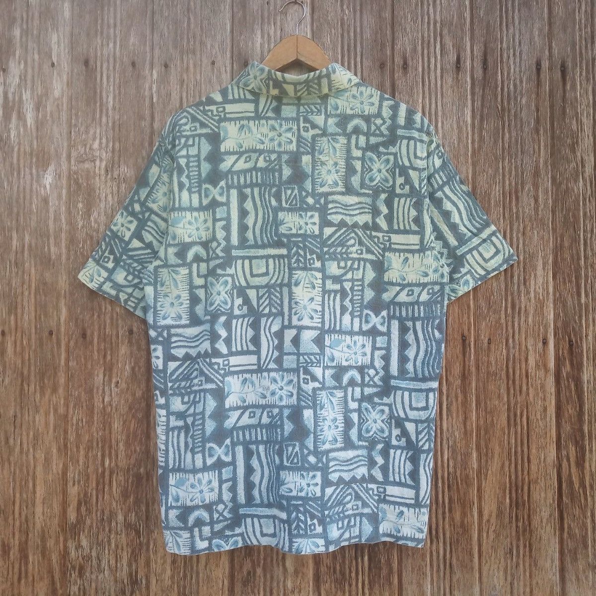 Vintage Rare!! GENERRA Overprinted Abstract Artwork Design Hippies Size US M / EU 48-50 / 2 - 2 Thumbnail