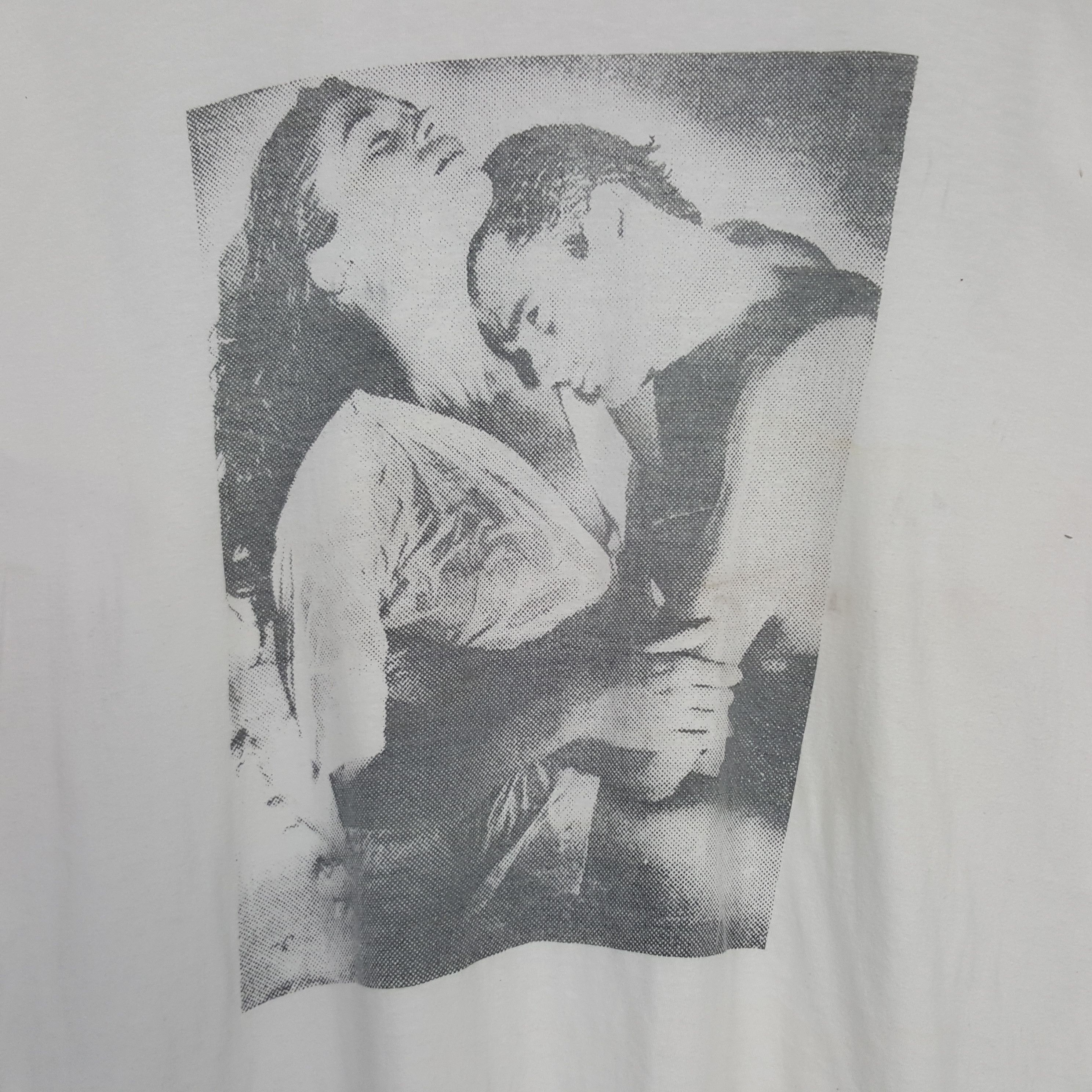 Vintage Vintage 90's Photography Romantic Movie Overprint Tshirt Size US S / EU 44-46 / 1 - 2 Thumbnail