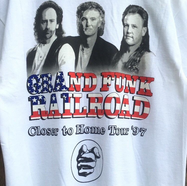 Band Tees Vintage Grand Funk Railroad Tour 97 Band Concert T-shirt Size US L / EU 52-54 / 3 - 4 Thumbnail