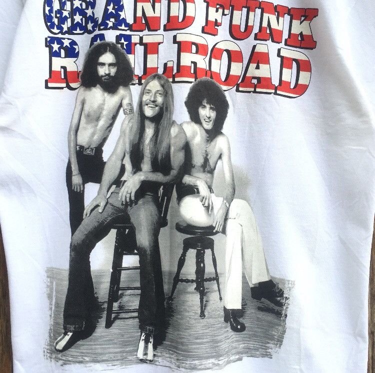 Band Tees Vintage Grand Funk Railroad Tour 97 Band Concert T-shirt Size US L / EU 52-54 / 3 - 3 Thumbnail