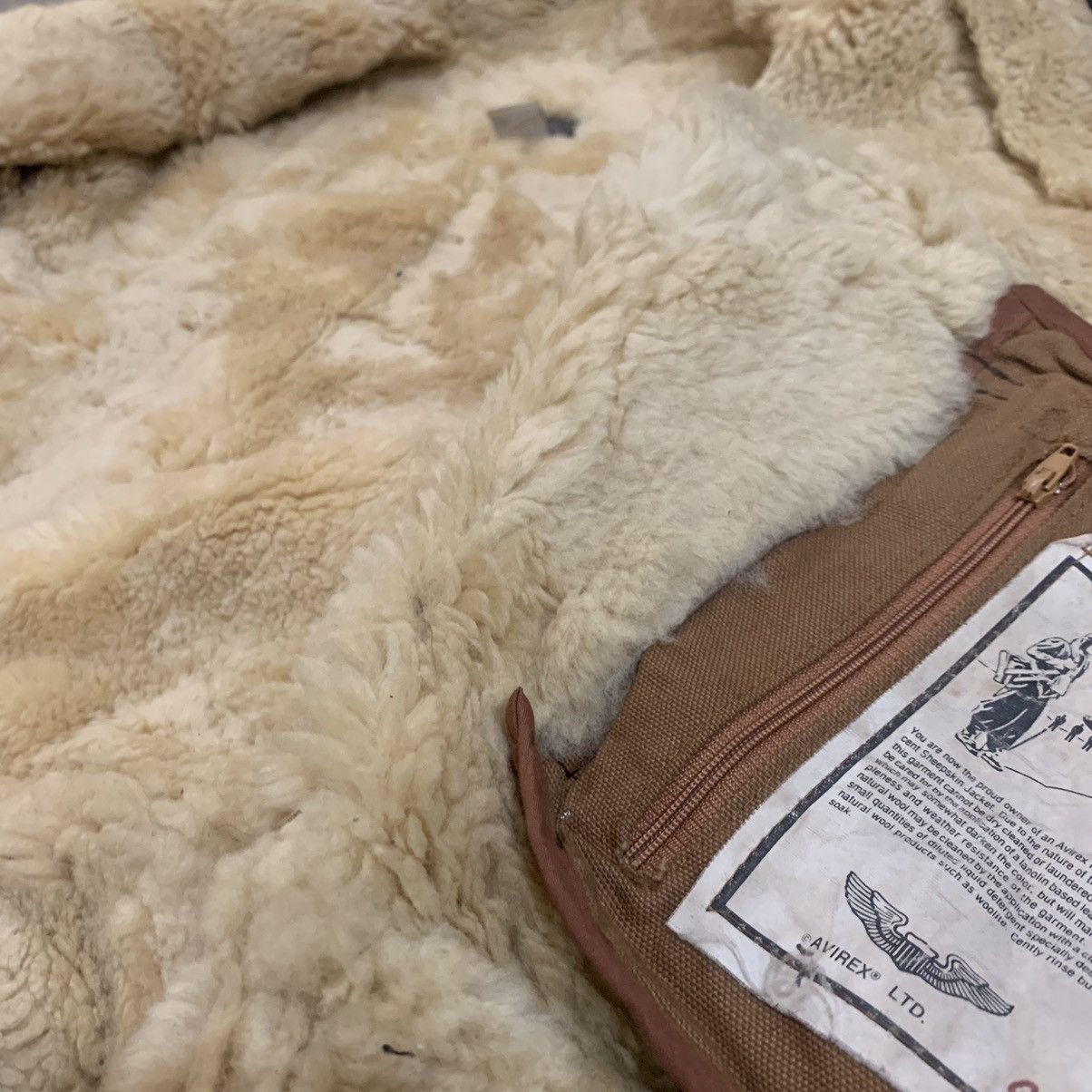 Avirex Vintage Avirex B-3 USAAF Shearling Leather Flight Jacket Size US M / EU 48-50 / 2 - 20 Thumbnail