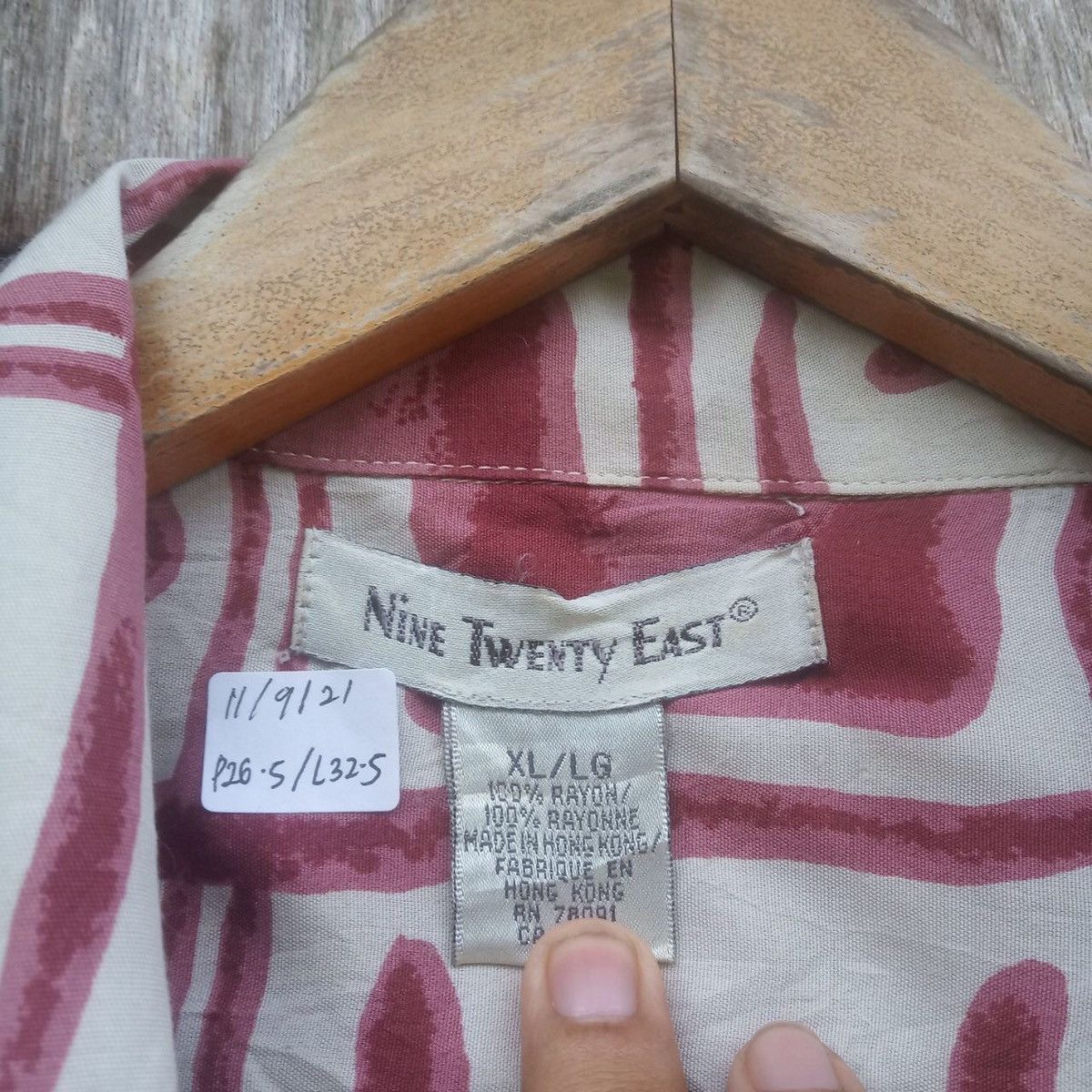 Vintage Vintage Hawaiian Rayon Shirt Abstract Colour Hawaii Shirt Size US XL / EU 56 / 4 - 5 Thumbnail