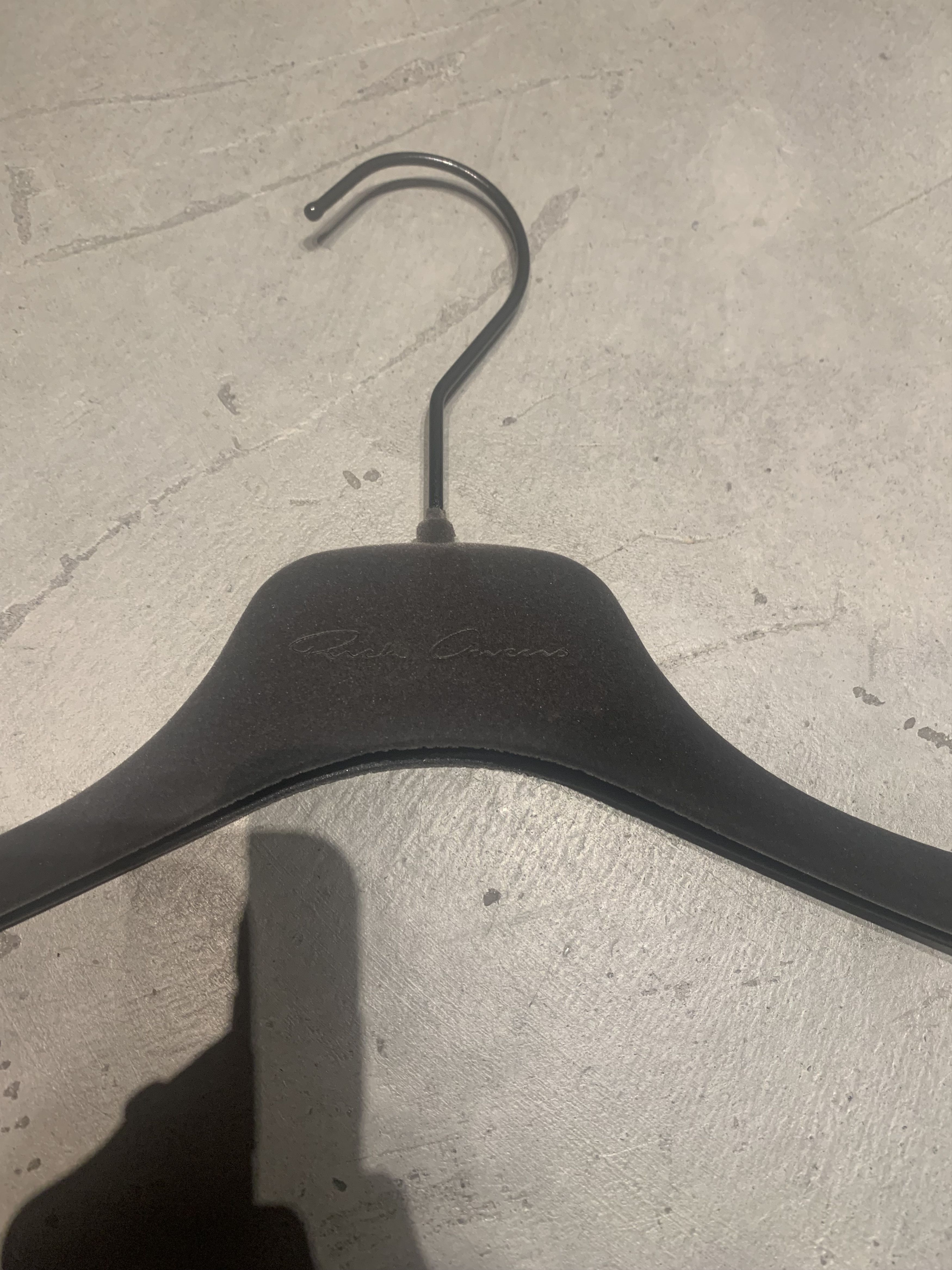 Rick Owens NARROW VELVET HANGERS Size ONE SIZE - 2 Thumbnail