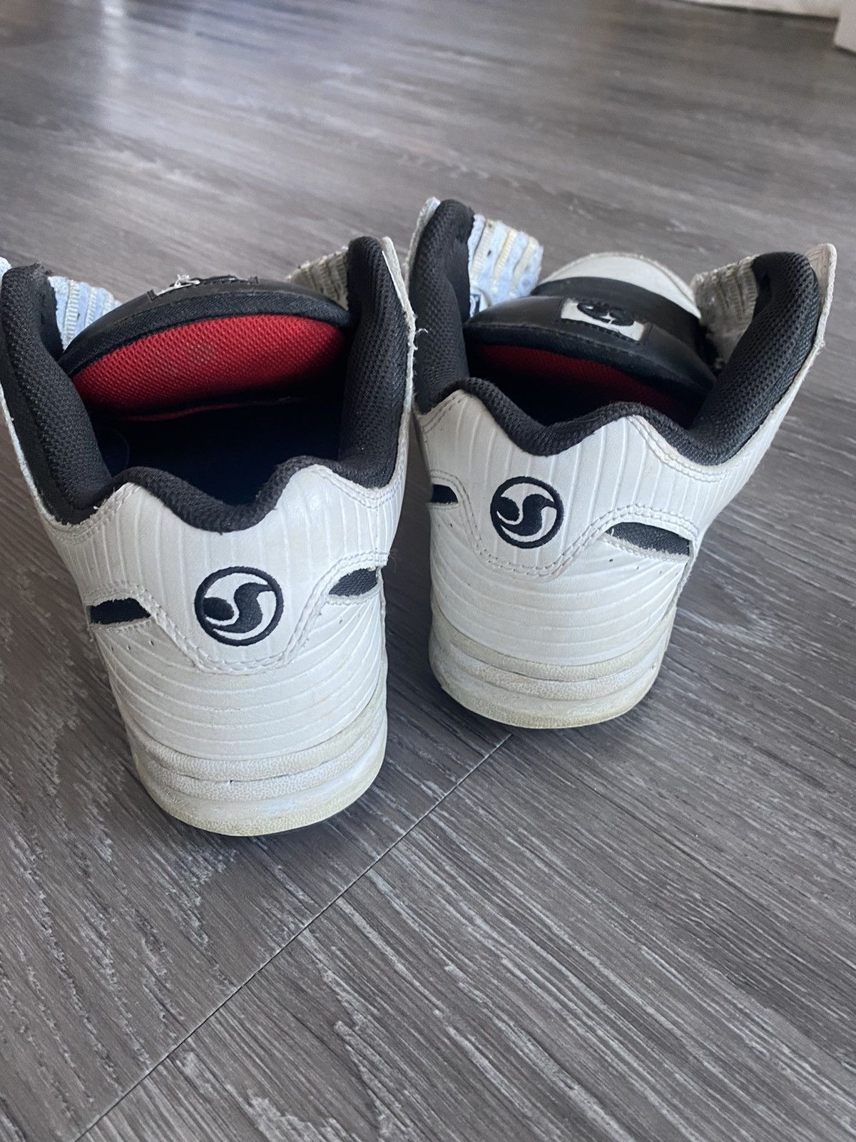 DVS × Vintage DVS Vintage Skate Shoes Chunky White Y2K Secret Stash Size US 10 / EU 43 - 7 Thumbnail