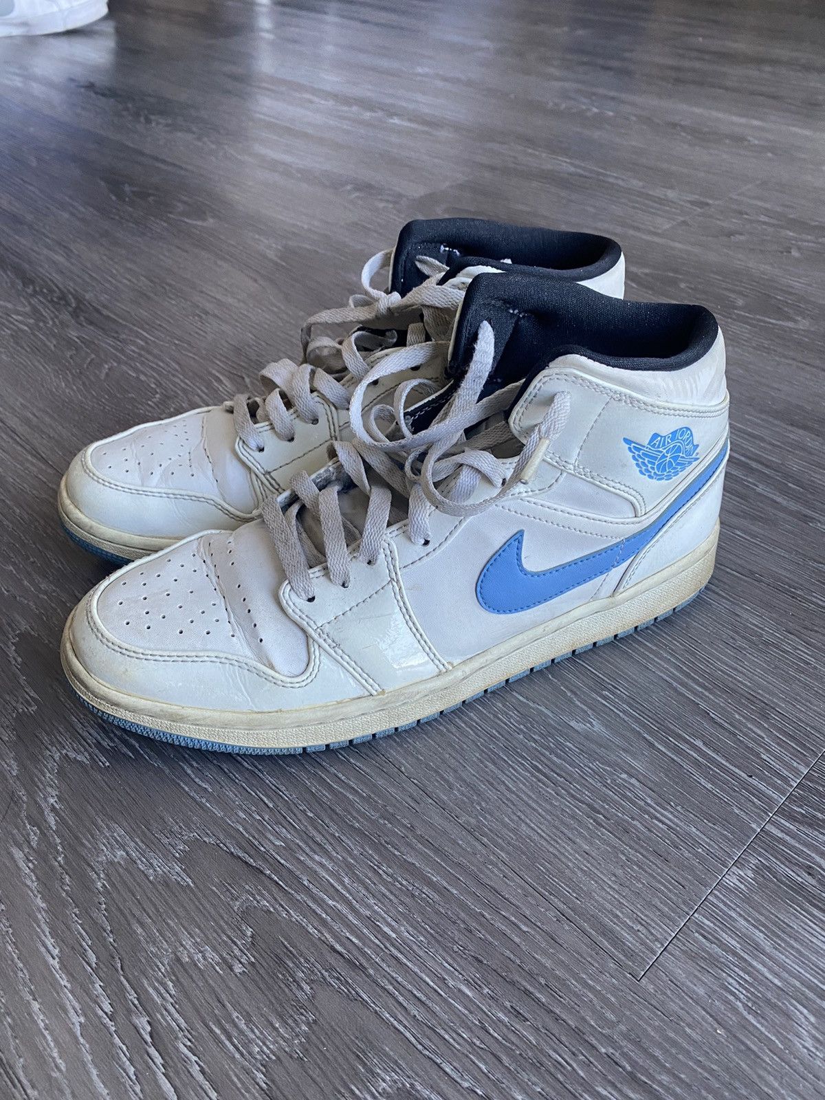Jordan Brand × Nike Jordan 1 Legend Blue Size 10 Nike 2014 Size US 10 / EU 43 - 1 Thumbnail