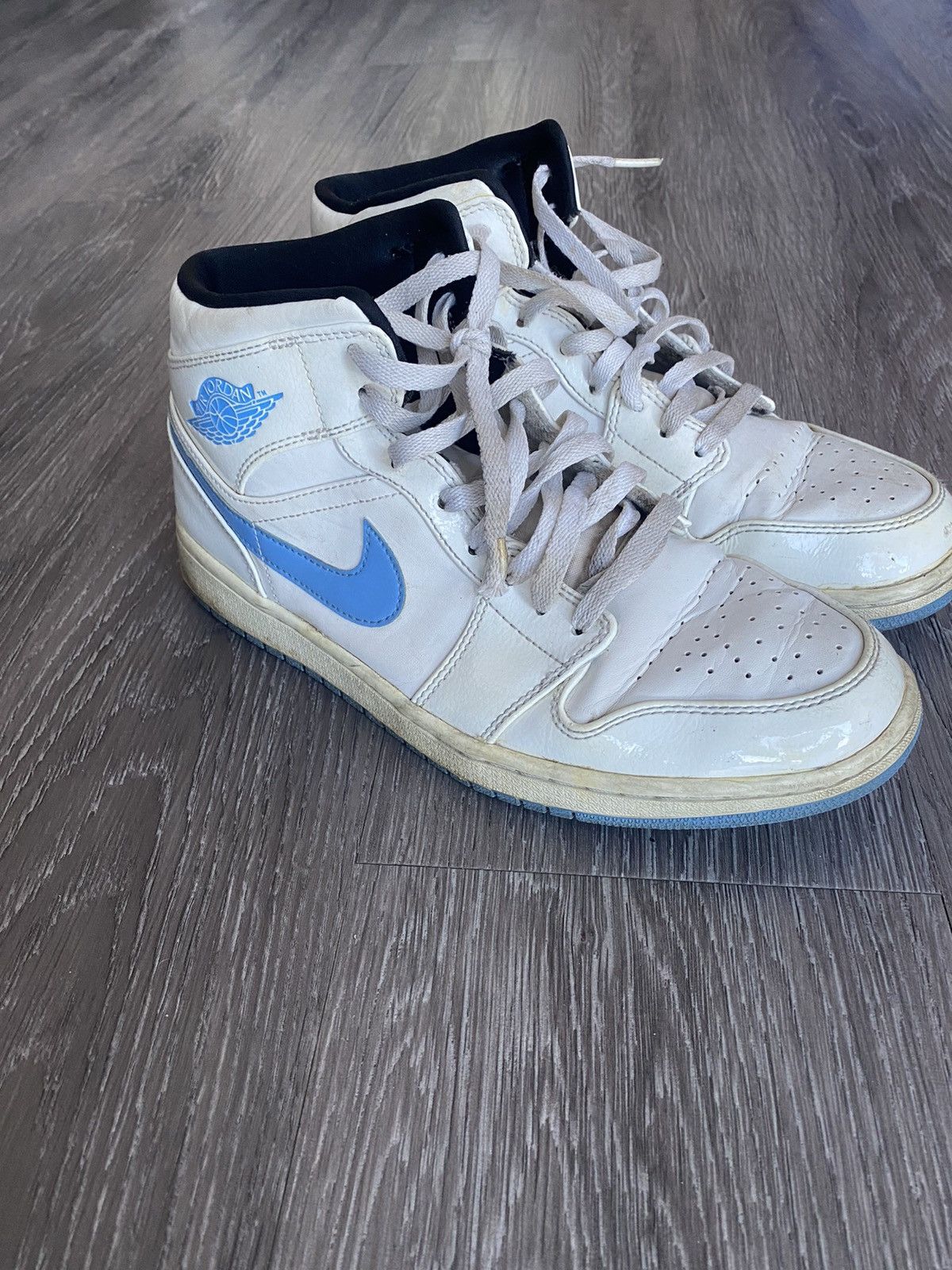 Jordan Brand × Nike Jordan 1 Legend Blue Size 10 Nike 2014 Size US 10 / EU 43 - 2 Thumbnail