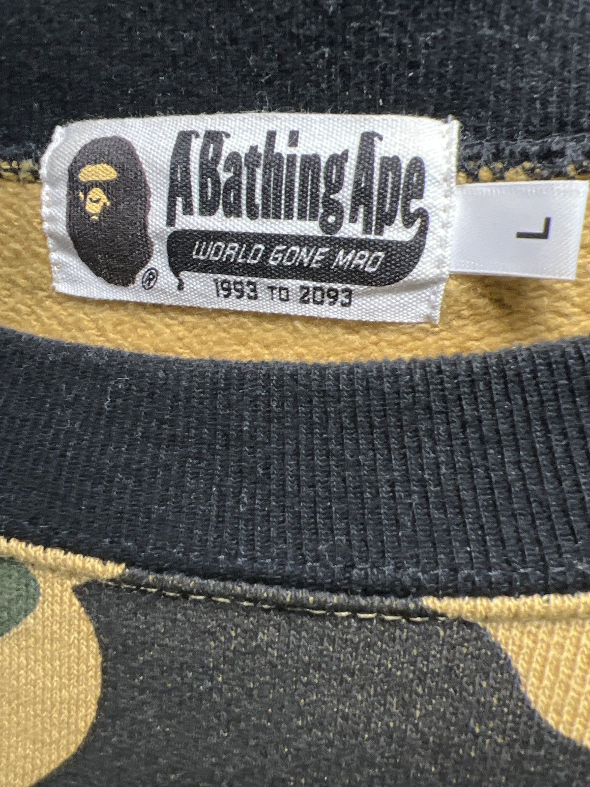 Bape A Bathing Ape 1st Camo Half Crewneck Size US L / EU 52-54 / 3 - 3 Thumbnail