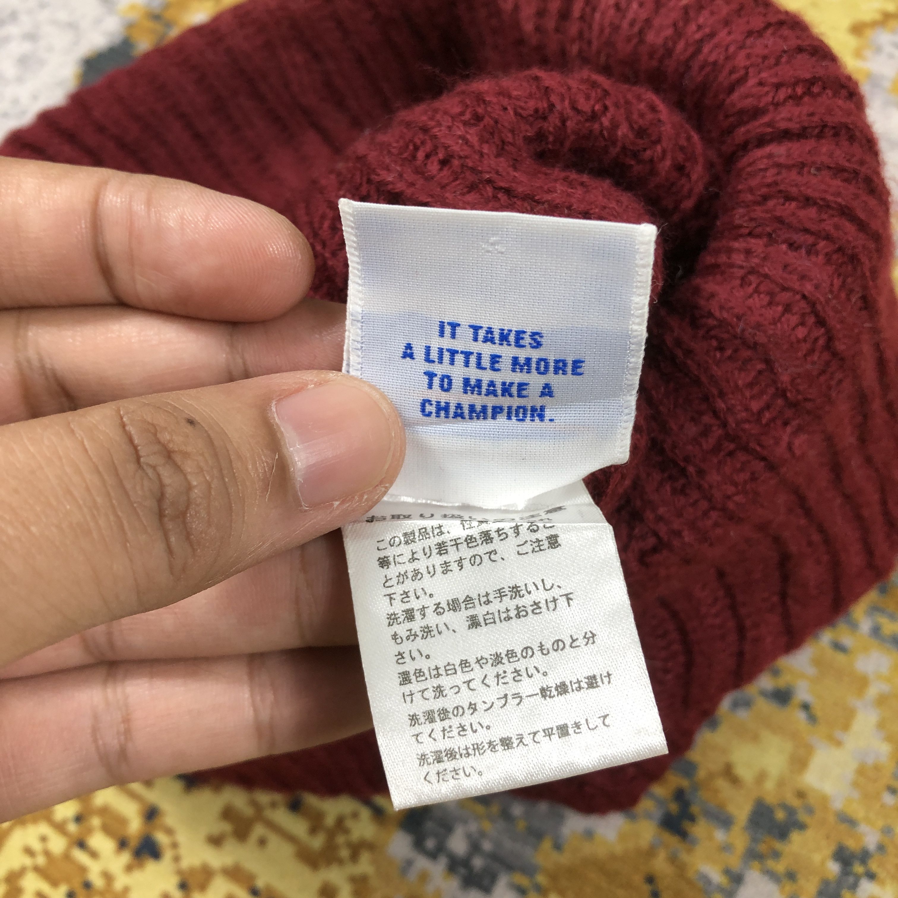 Champion × Vintage Vintage Champion Big Logo Beanie Hat B2085 Size ONE SIZE - 6 Thumbnail