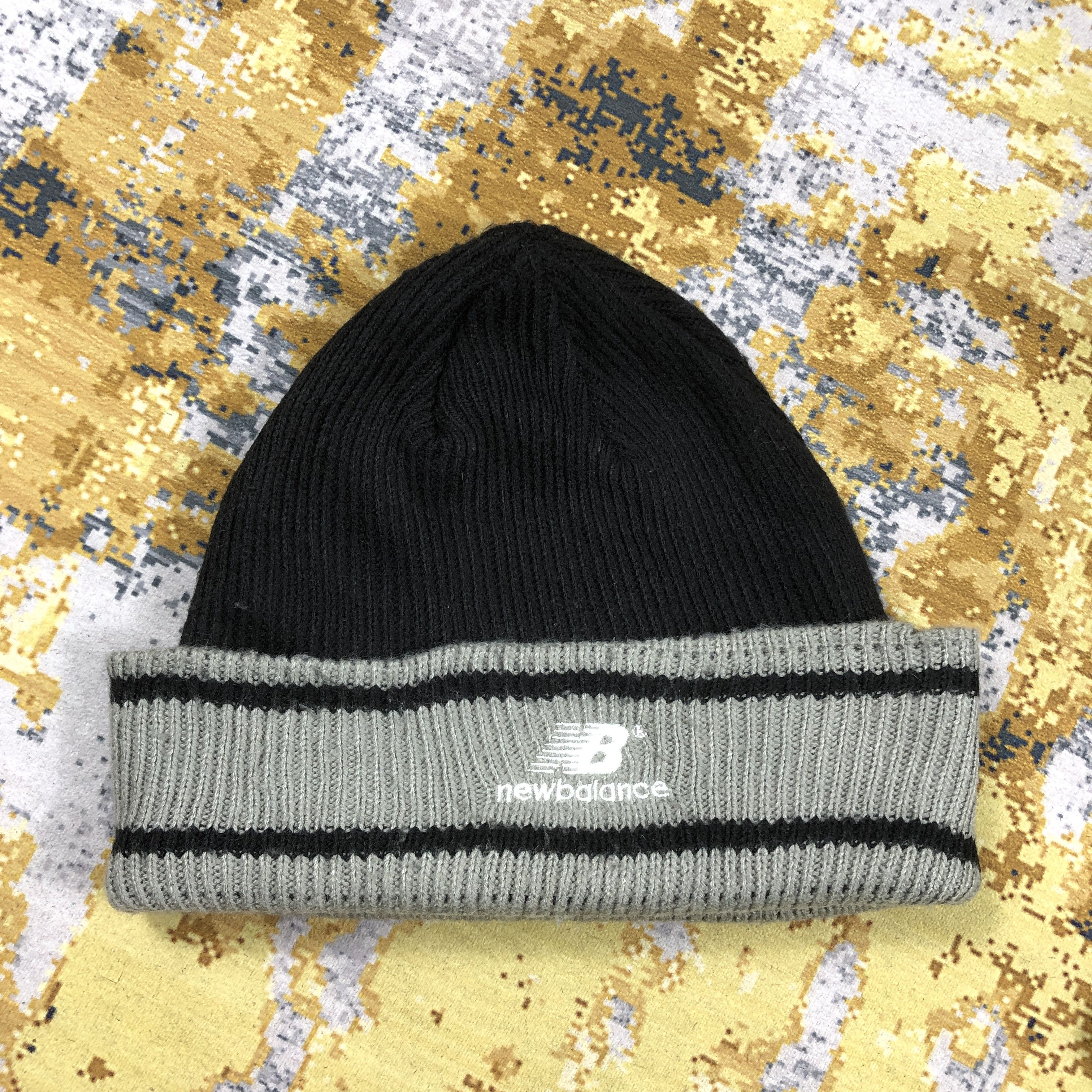 New Balance × Vintage Vintage New Balance Ribbed Beanie Hat B2103 Size ONE SIZE - 3 Thumbnail