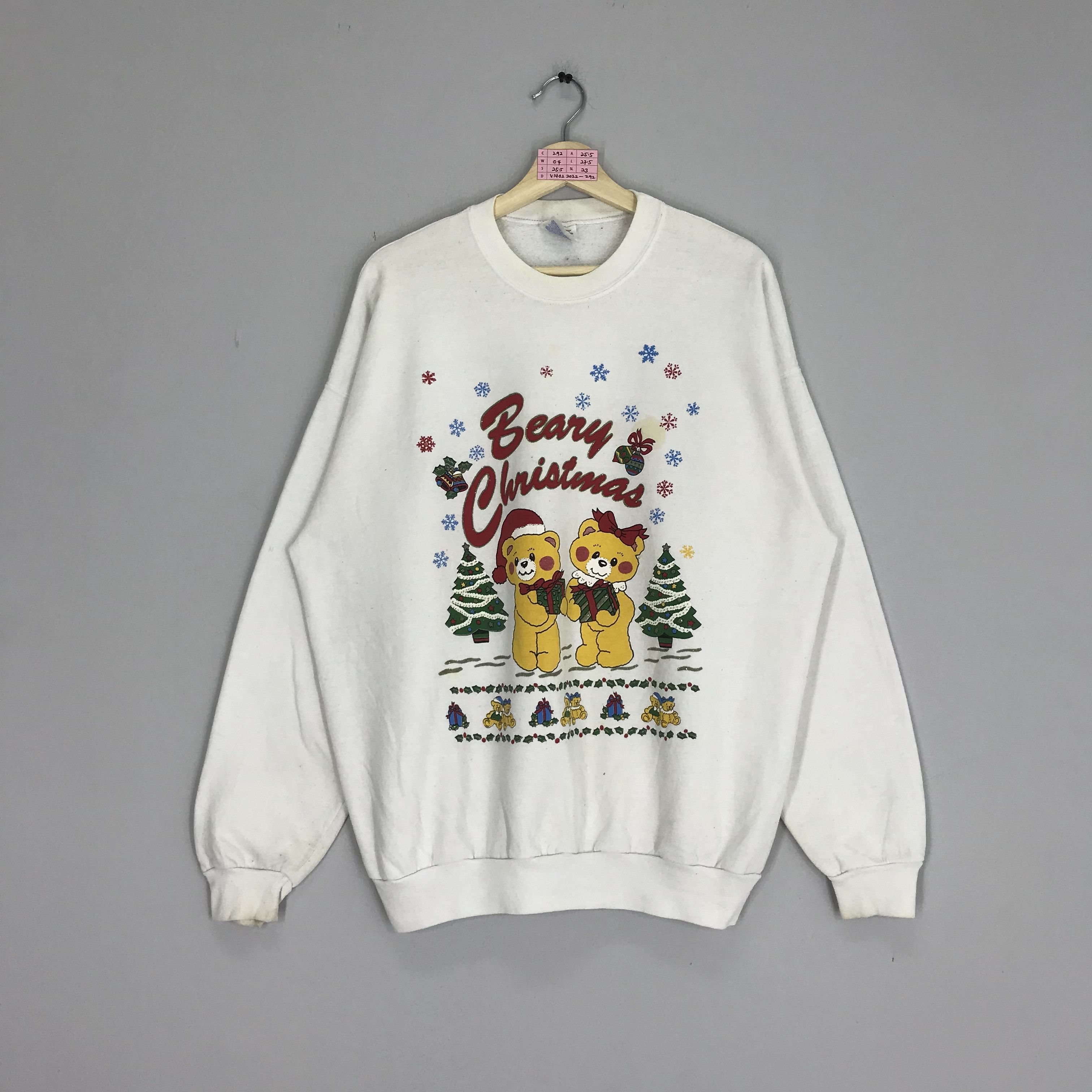Vintage Beany Christmas Bear Graphic Sweater Christmas