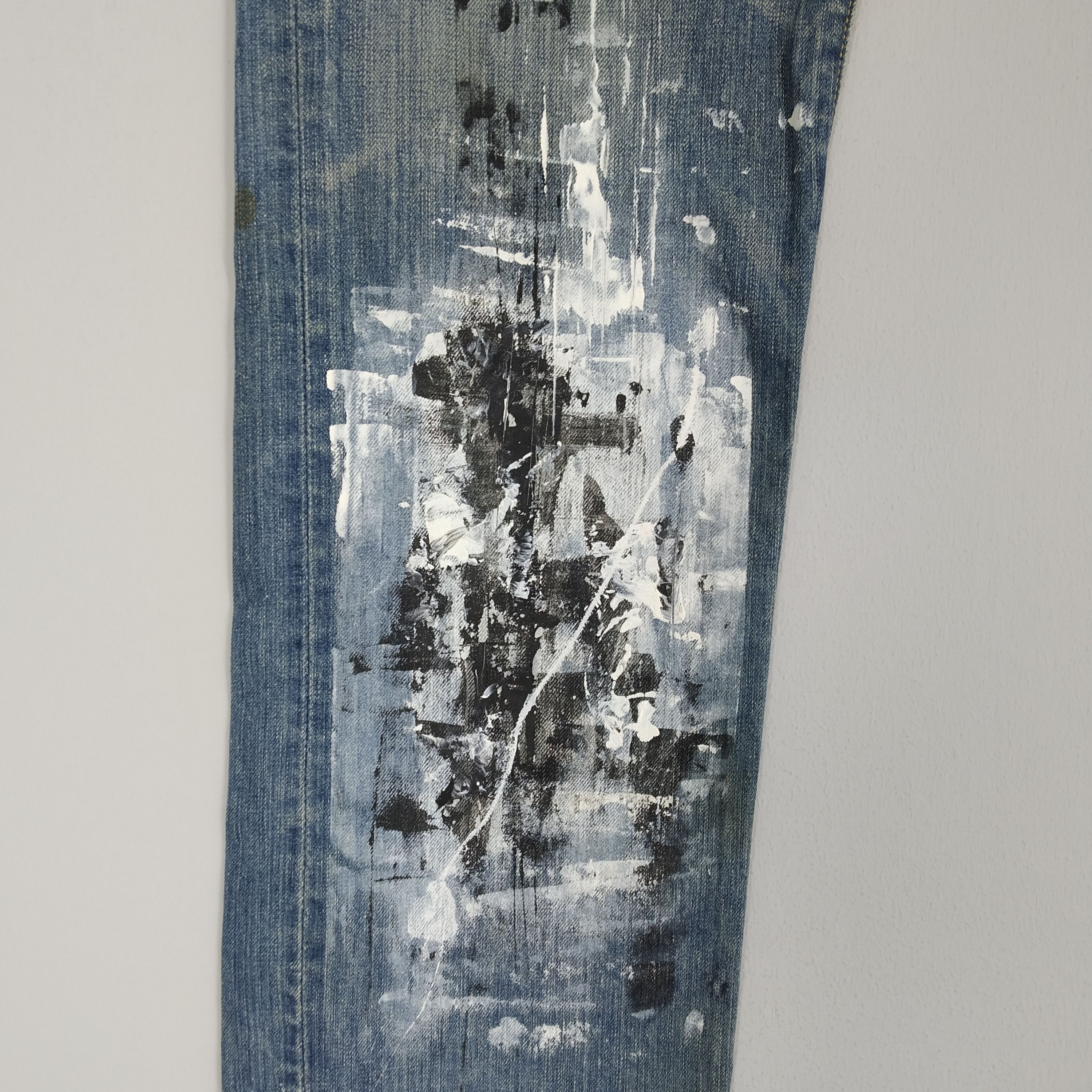 Levi's Size 33 Levi’s 501 Hand Paint Denim Jeans Stone Wash Jeans Size US 33 - 4 Thumbnail