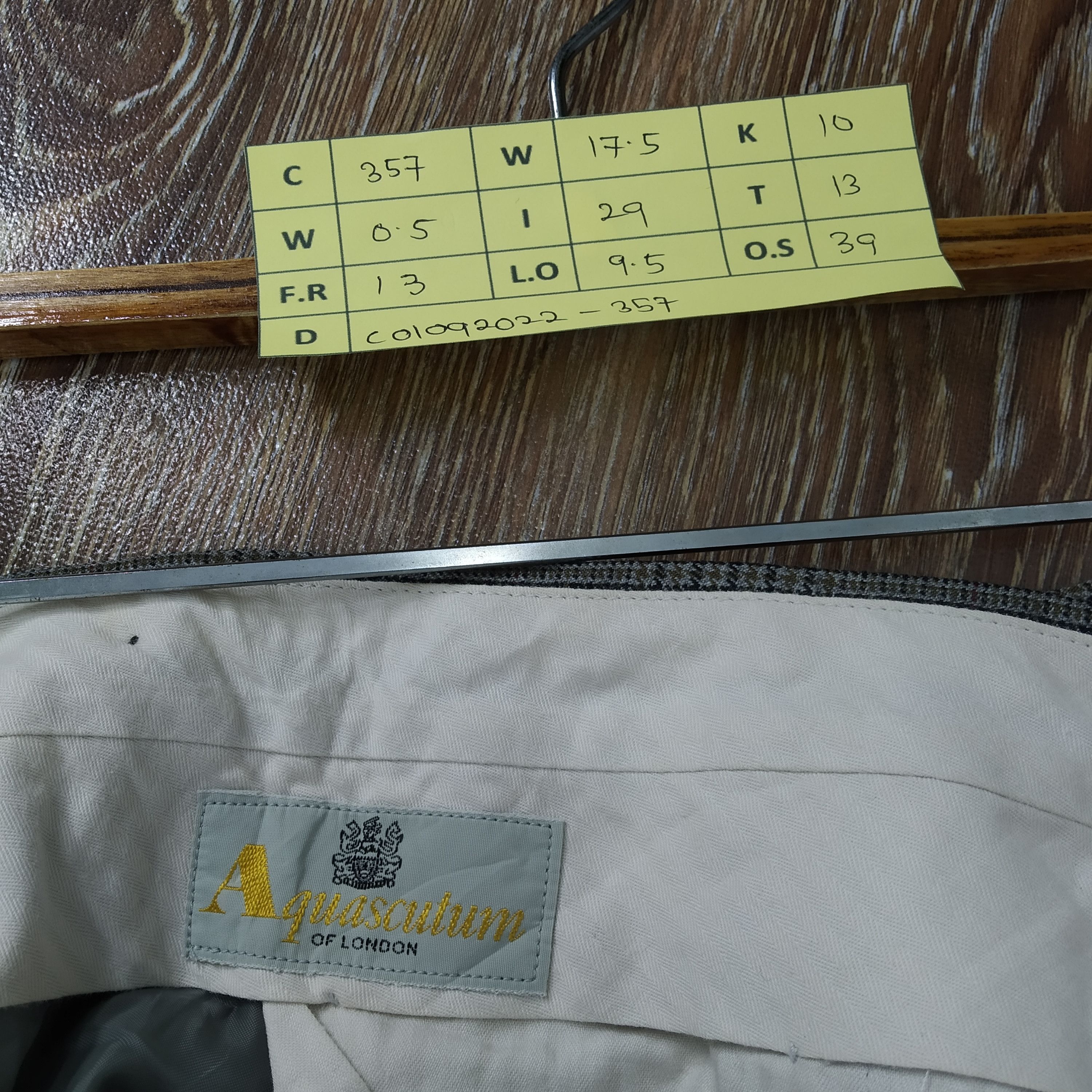 Aquascutum Vintage Aquascutum London Checkered Relaxing Casual Pants Size US 35 - 9 Thumbnail