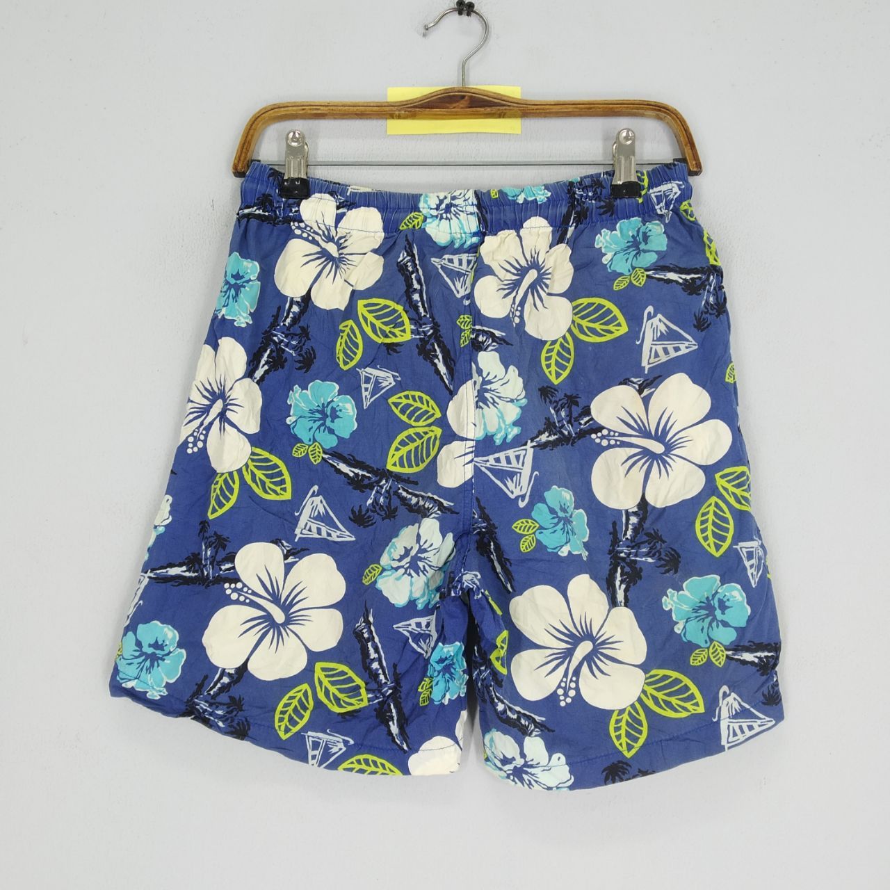 Vintage Vintage Shorts Flower Surf Hawaii Short Drawstring Pant Size US 30 / EU 46 - 2 Thumbnail