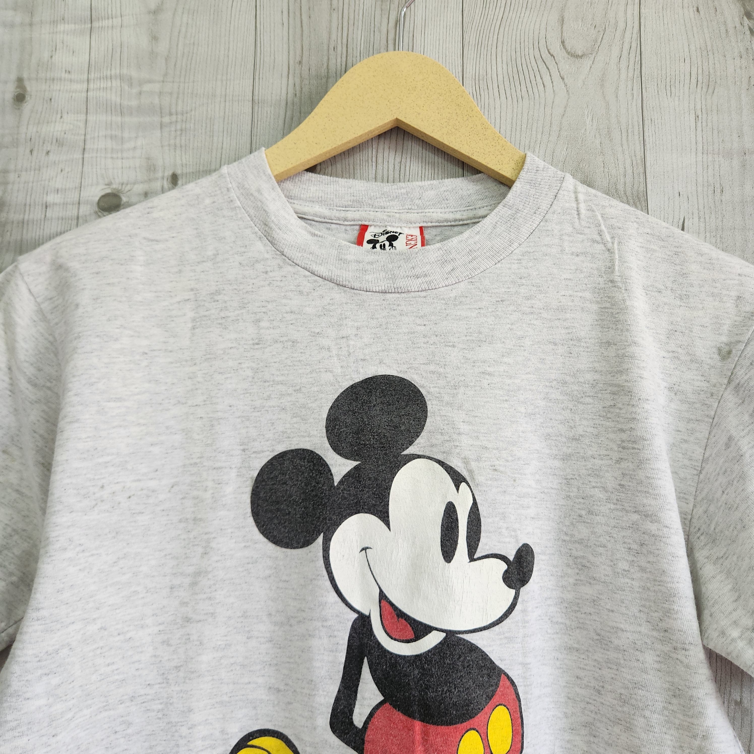 Disney × Mickey Mouse × Vintage Vintage Disneyland Mickey Mouse TShirt Made In USA Size US S / EU 44-46 / 1 - 14 Thumbnail