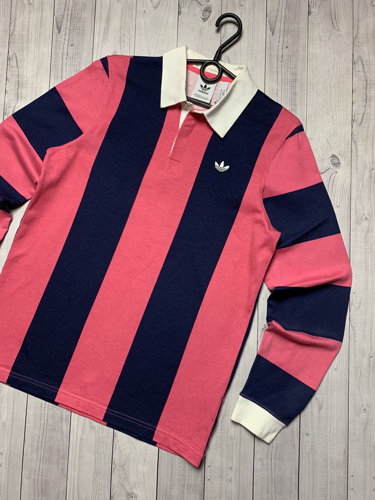 Adidas × Vintage Adidas rugby jersey striped pink/navy size S Size US S / EU 44-46 / 1 - 2 Thumbnail