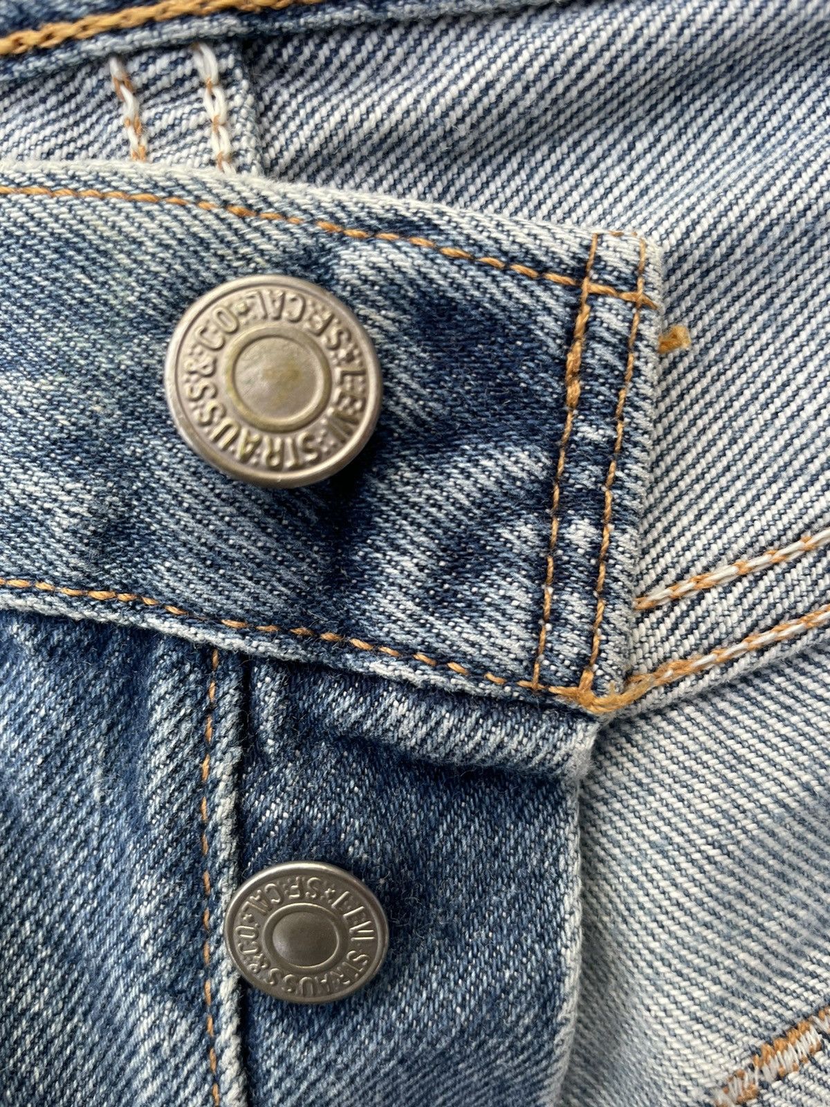 Levi's Levis 501 e Vintage 1997 Usa Aging Distressed Denim Size US 31 - 21 Thumbnail
