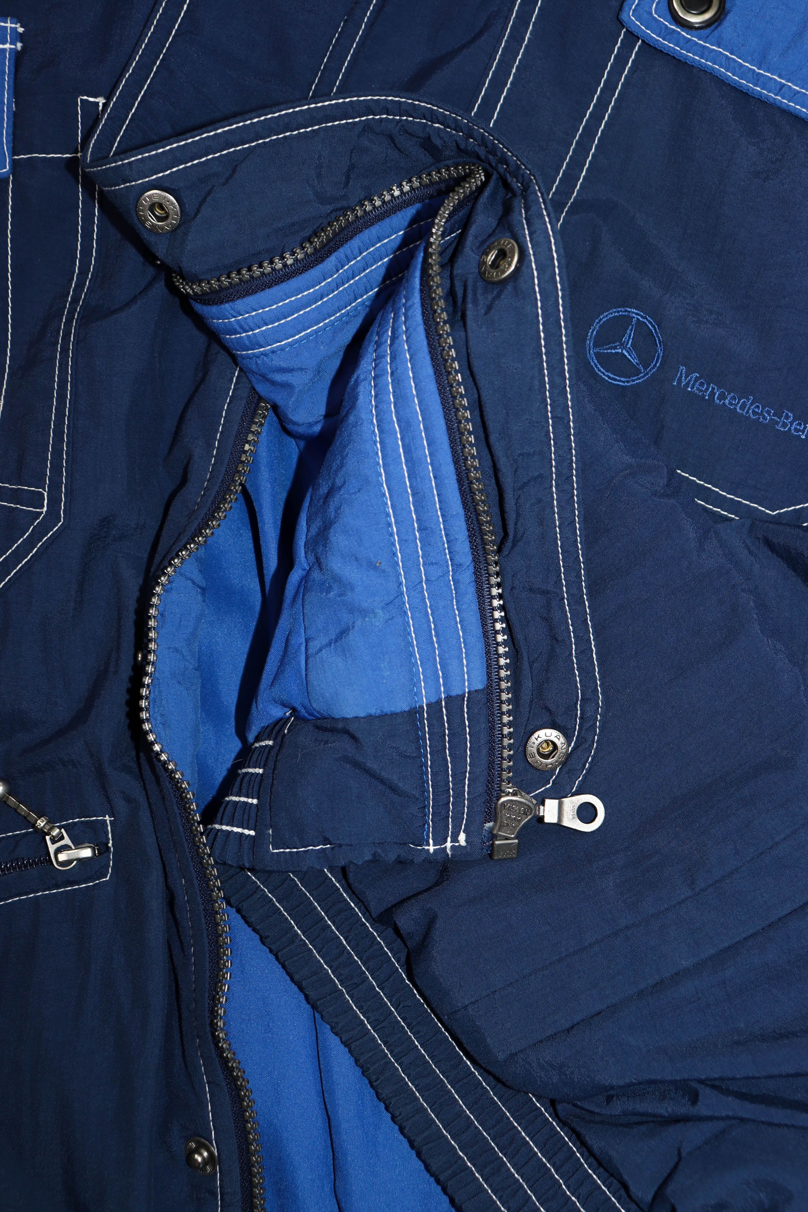 Mercedes-Benz Mercedes-Benz Vintage 90s Navy Blue Insulated Waistcoat Vest Size US XL / EU 56 / 4 - 8 Thumbnail