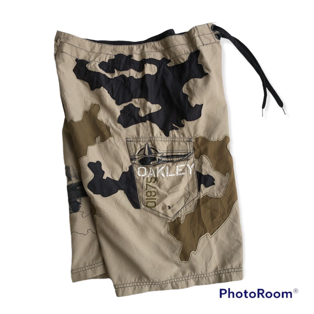 Oakley Oakley Beach Boy Shorts Size US 34 / EU 50 - 2 Thumbnail