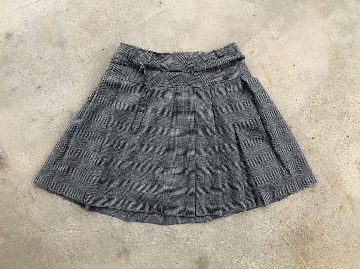 Burberry Burberry Plaid Checkered Skirts Size 26" / US 2 / IT 38 - 1 Thumbnail