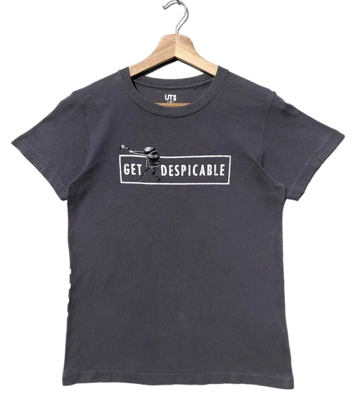 Uniqlo RARE🔥 Despicable ME3 Size XS / US 0-2 / IT 36-38 - 2 Thumbnail
