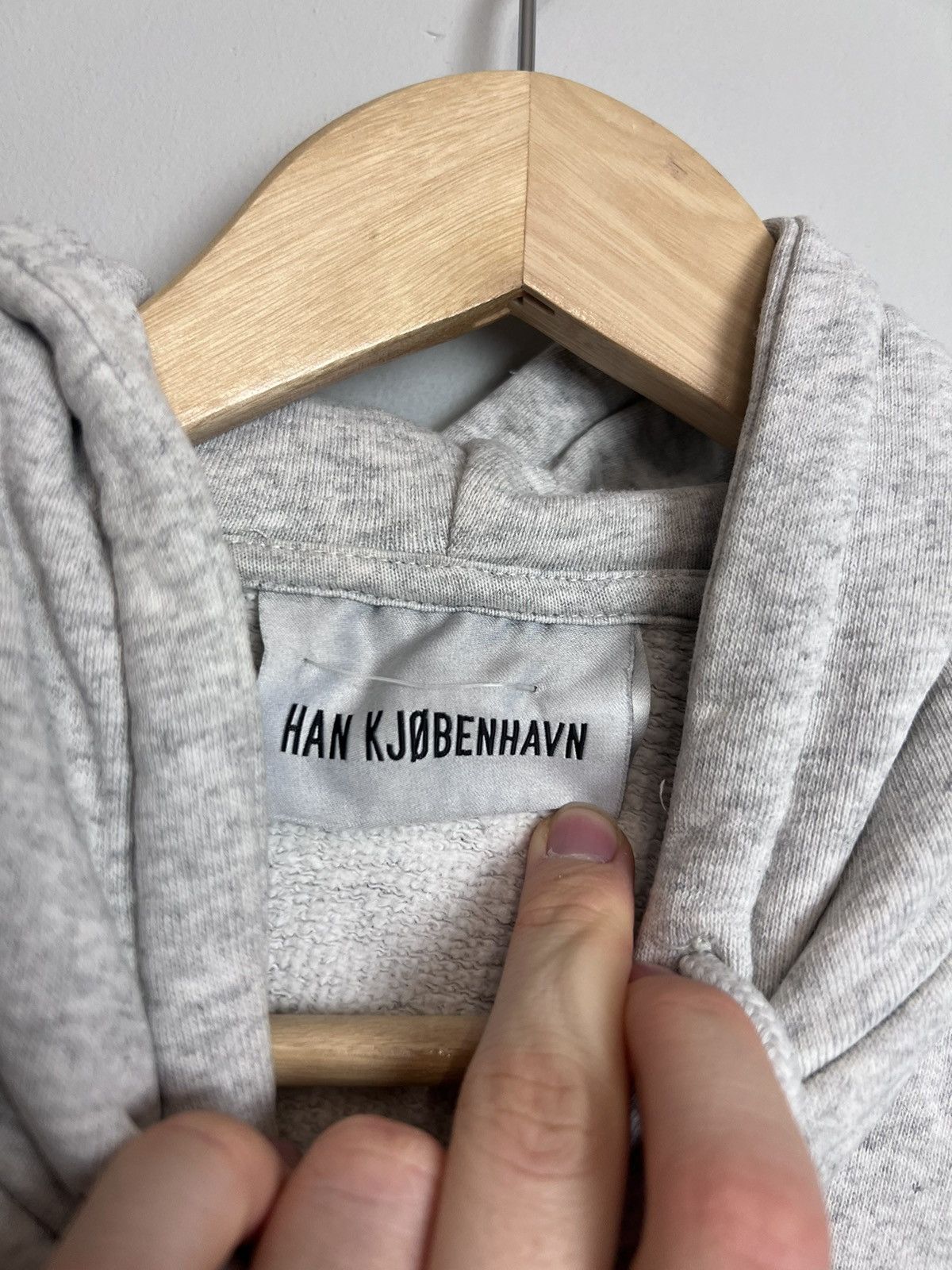 Han Kjobenhavn Rare Han Kjobenhavn Logo Tribal Hoodie Hype Streetwear Mediu Size US M / EU 48-50 / 2 - 7 Thumbnail
