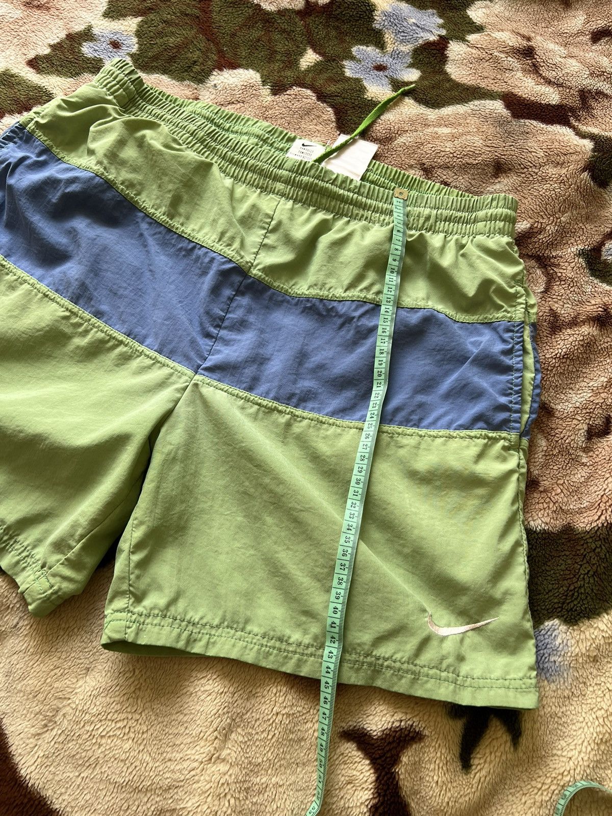 Nike Nike Vintage Shorts Big Logo y2k Size US 32 / EU 48 - 10 Thumbnail