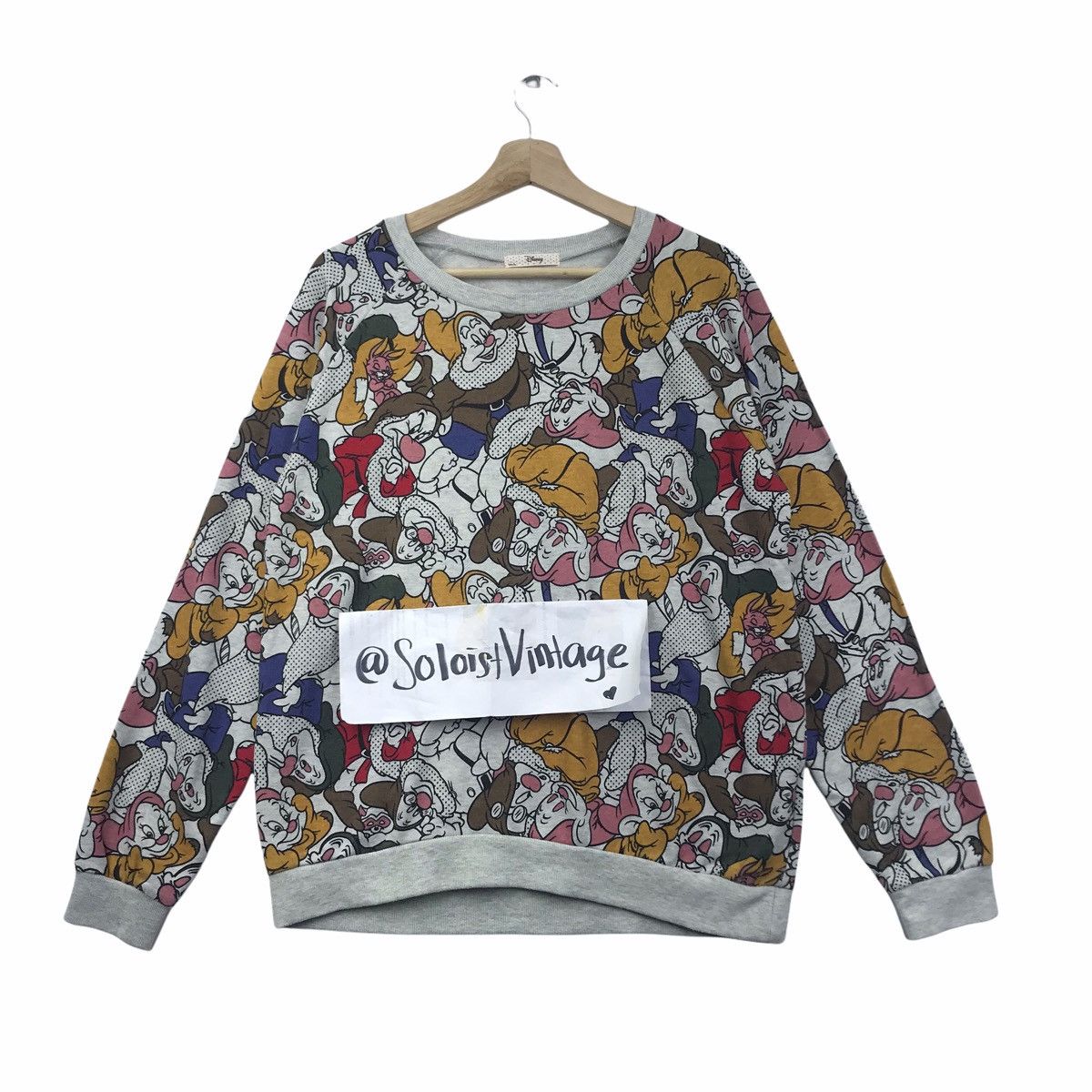 Disney DISNEY SNOW WHITE Dwarfs Overprint Full Print Sweatshirt Size US L / EU 52-54 / 3 - 1 Thumbnail