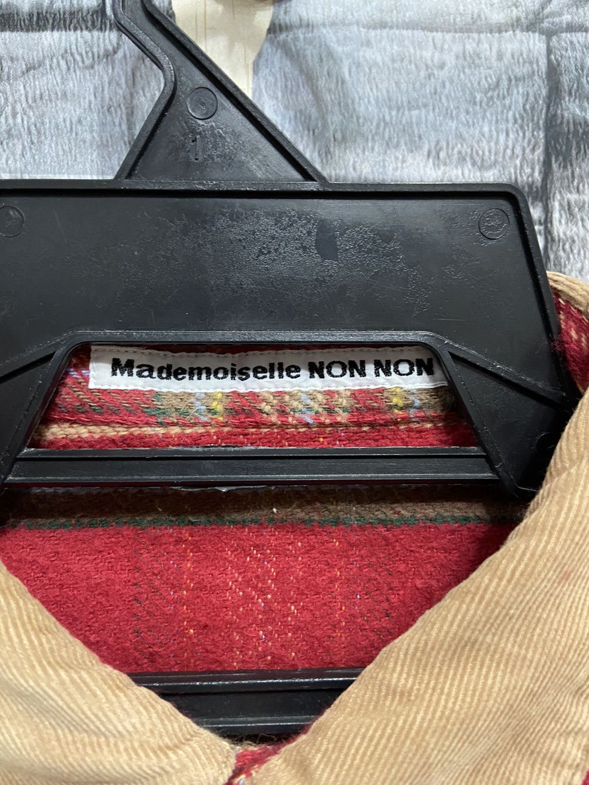 Mademoiselle Non Non Mademoiselle Non Non Flannel single pocket workwear fit M Size US M / EU 48-50 / 2 - 4 Thumbnail