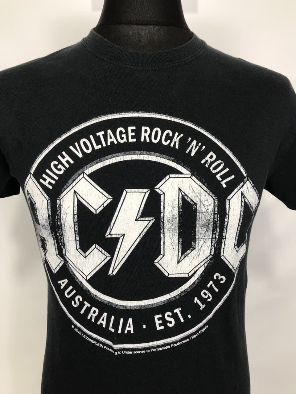 AC/DC × Band Tees AC/DC T-shirt 2018 size S Size US S / EU 44-46 / 1 - 2 Thumbnail