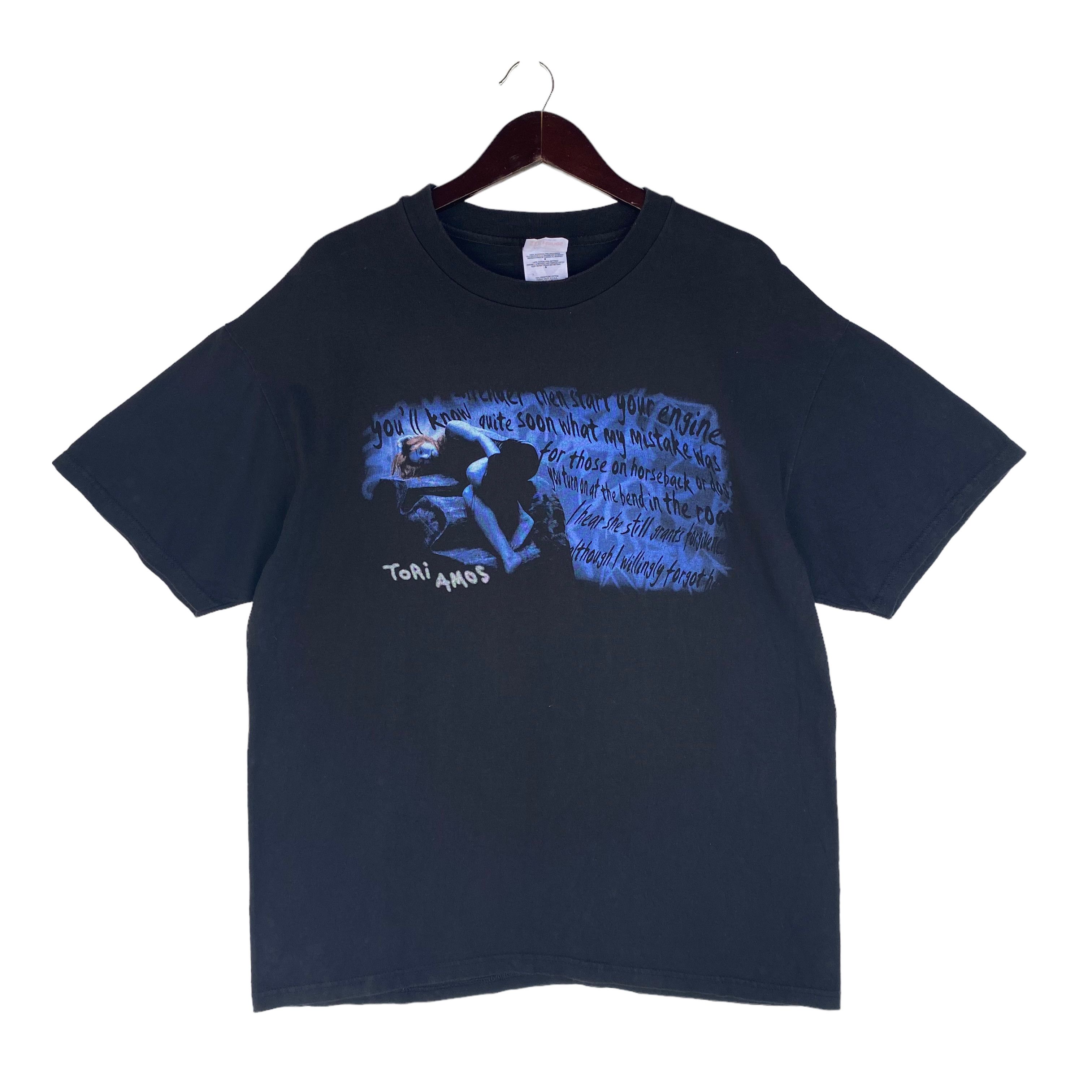 Band Tees Vintage 1998 TORI AMOS Solo Singer rock plugged tour shirt Size US L / EU 52-54 / 3 - 1 Thumbnail