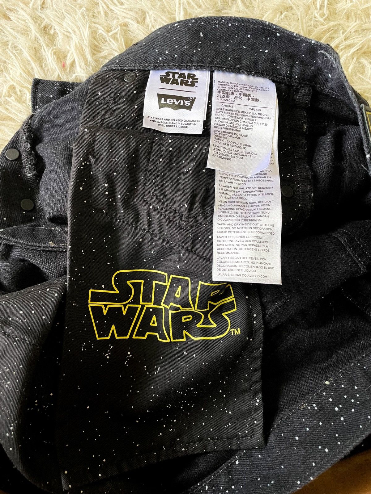 Levi's × Star Wars Levi’s x Star Wars 501 ST Overprinted Jeans Size US 29 - 5 Thumbnail