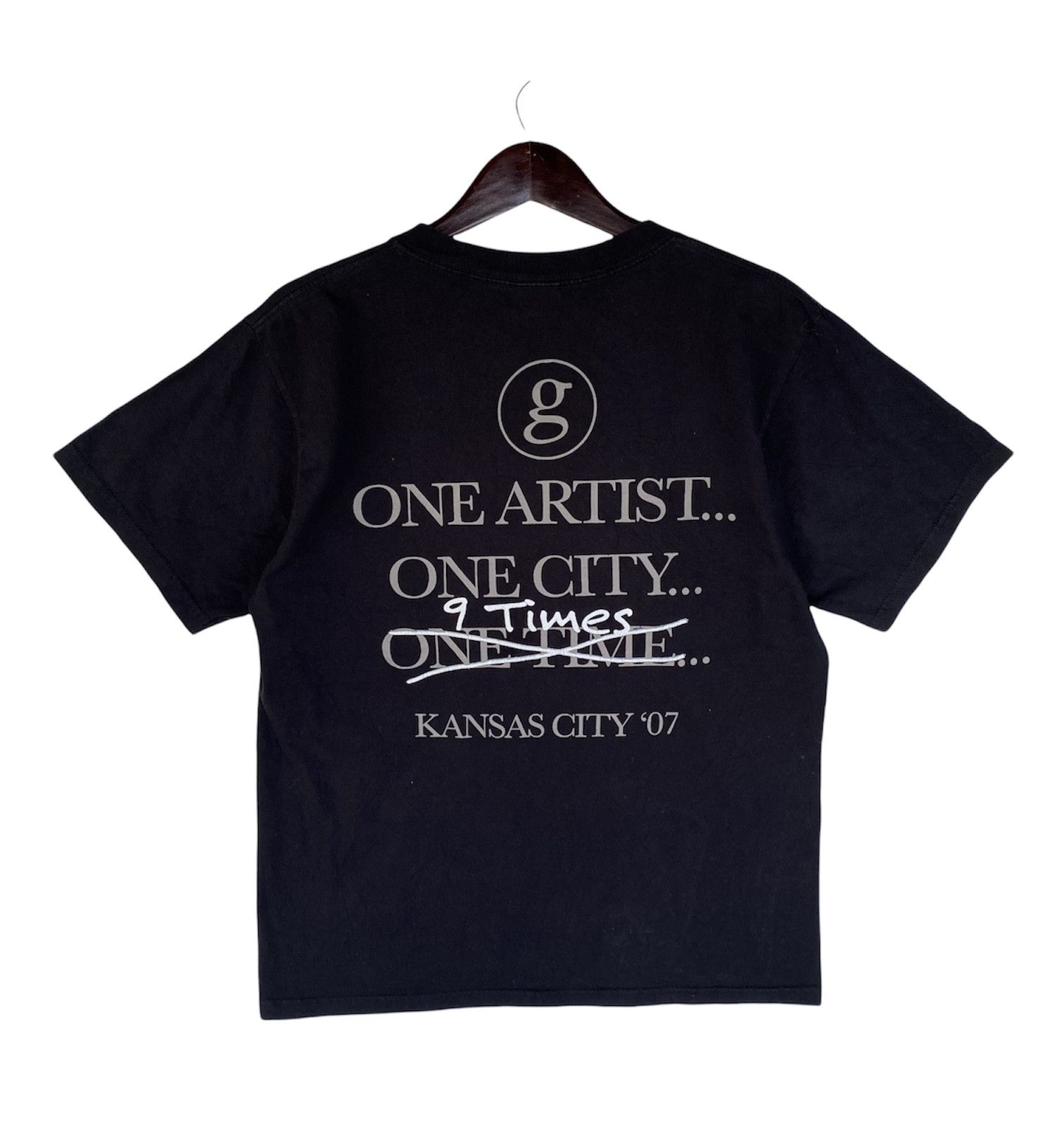 Band Tees 💥GARTH BROOKS American country music singer tee shirt Size US M / EU 48-50 / 2 - 2 Thumbnail