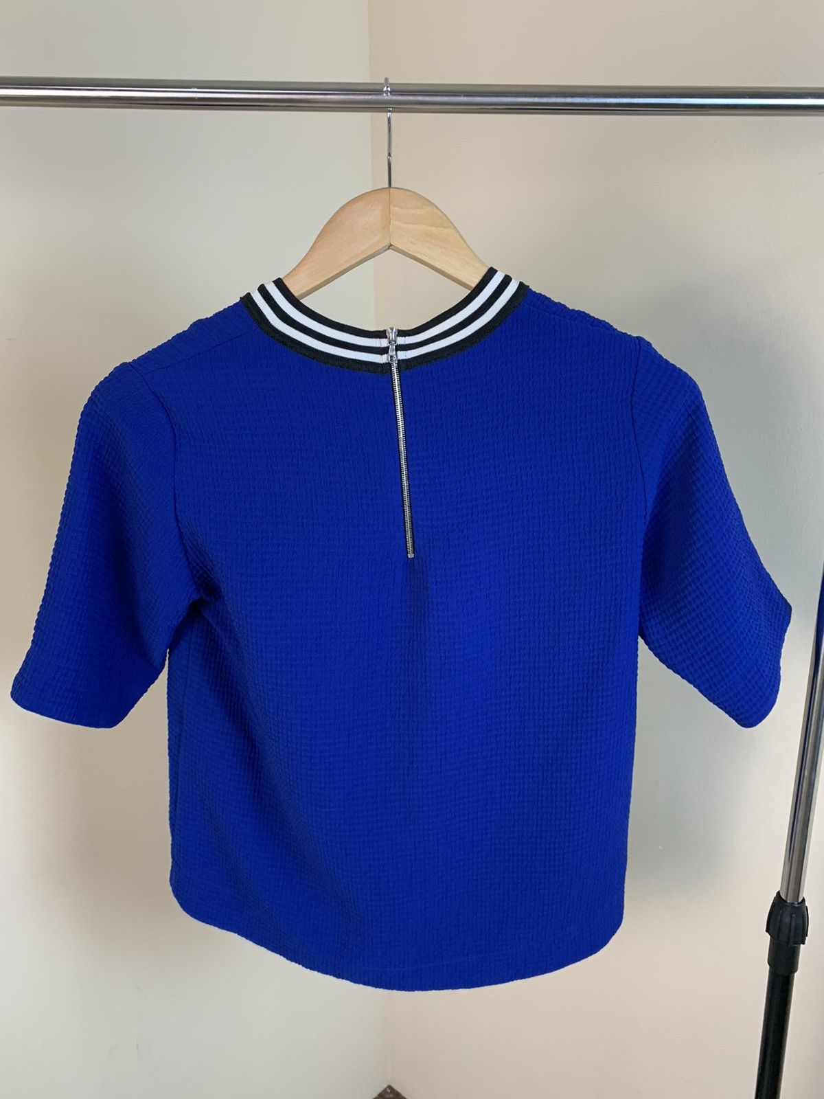 Sandro Sandro blue zip-up crop top Size S / US 4 / IT 40 - 2 Thumbnail