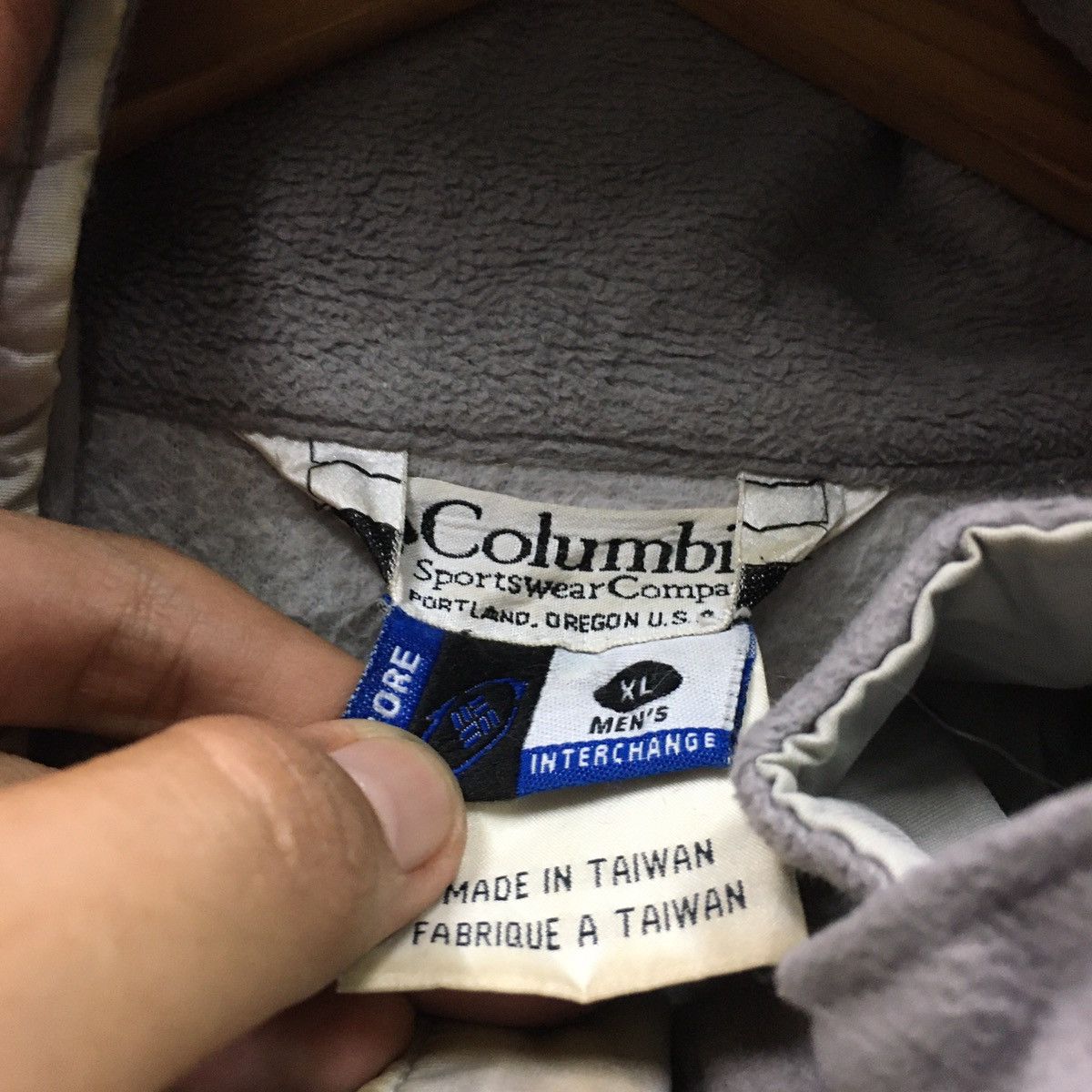 Columbia × Vintage Vintage Columbia Sport Small Logo Hoodie Jacket Size US XL / EU 56 / 4 - 8 Thumbnail