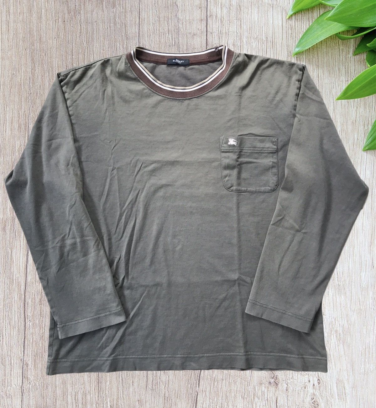 Burberry Vintage Burberry London Long Sleeve Tshirt Size US S / EU 44-46 / 1 - 1 Thumbnail